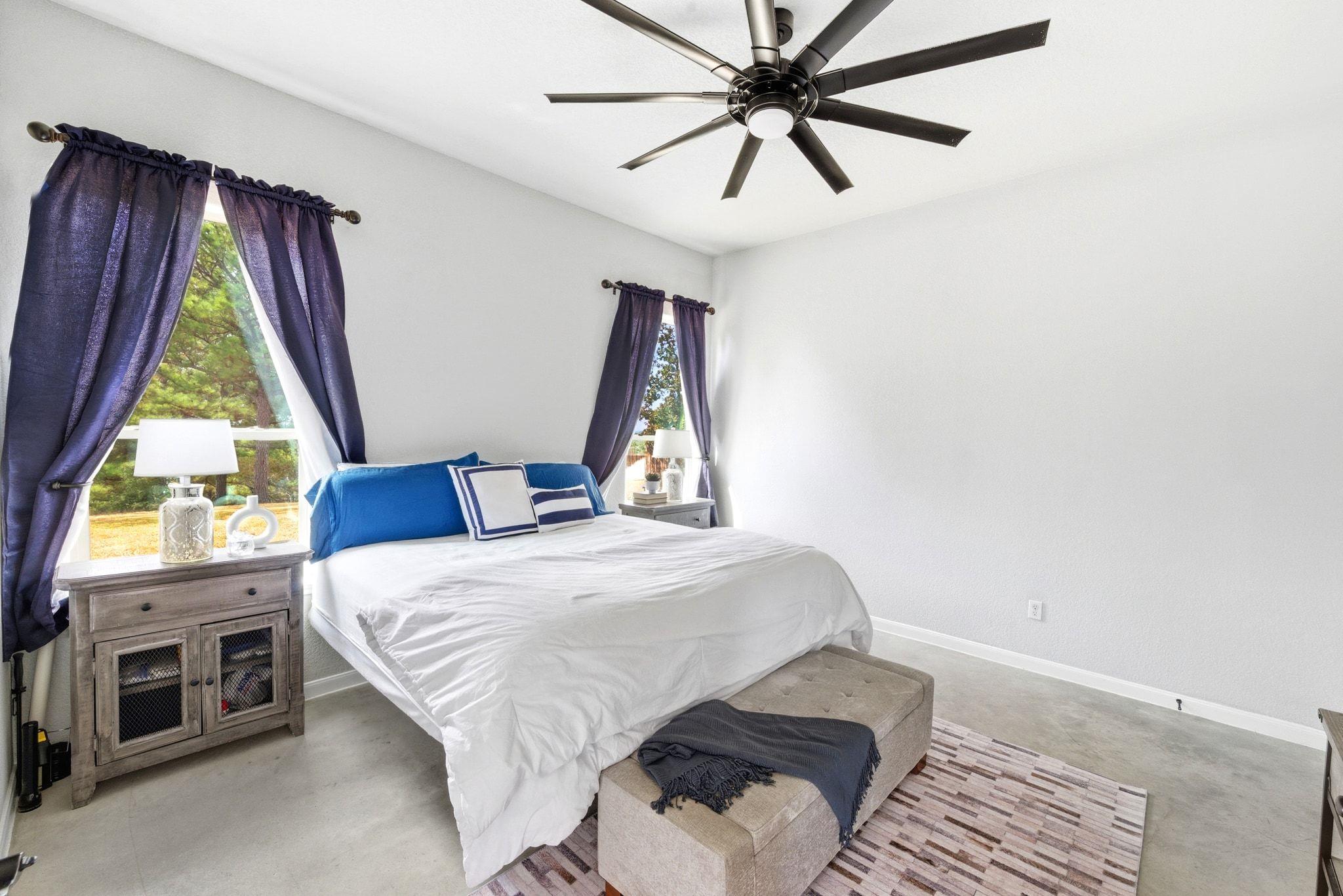 133 & 135 E Keanahalululu Ln, Bastrop, TX 78602