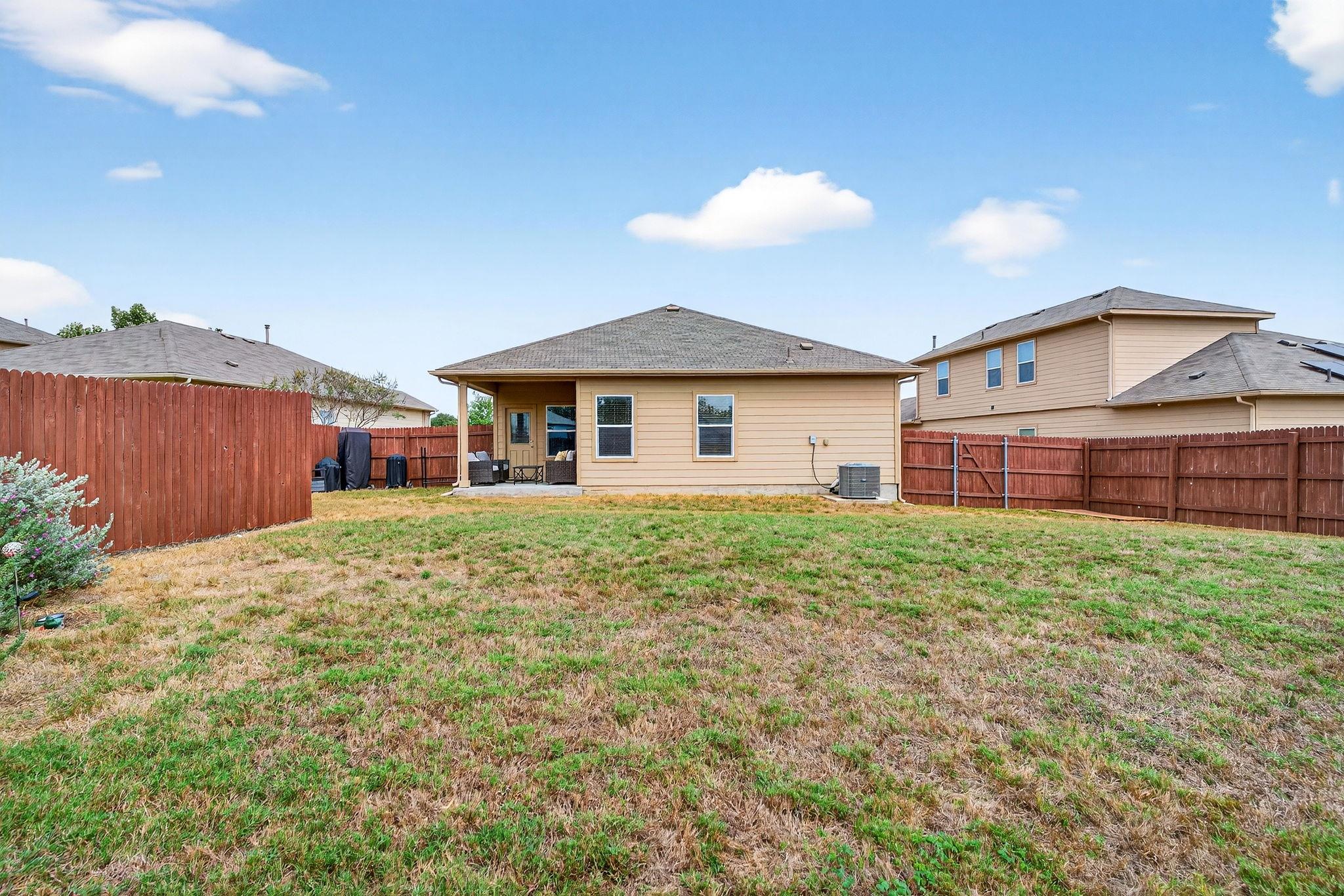 131 Coleto Creek Loop, Kyle, TX 78640