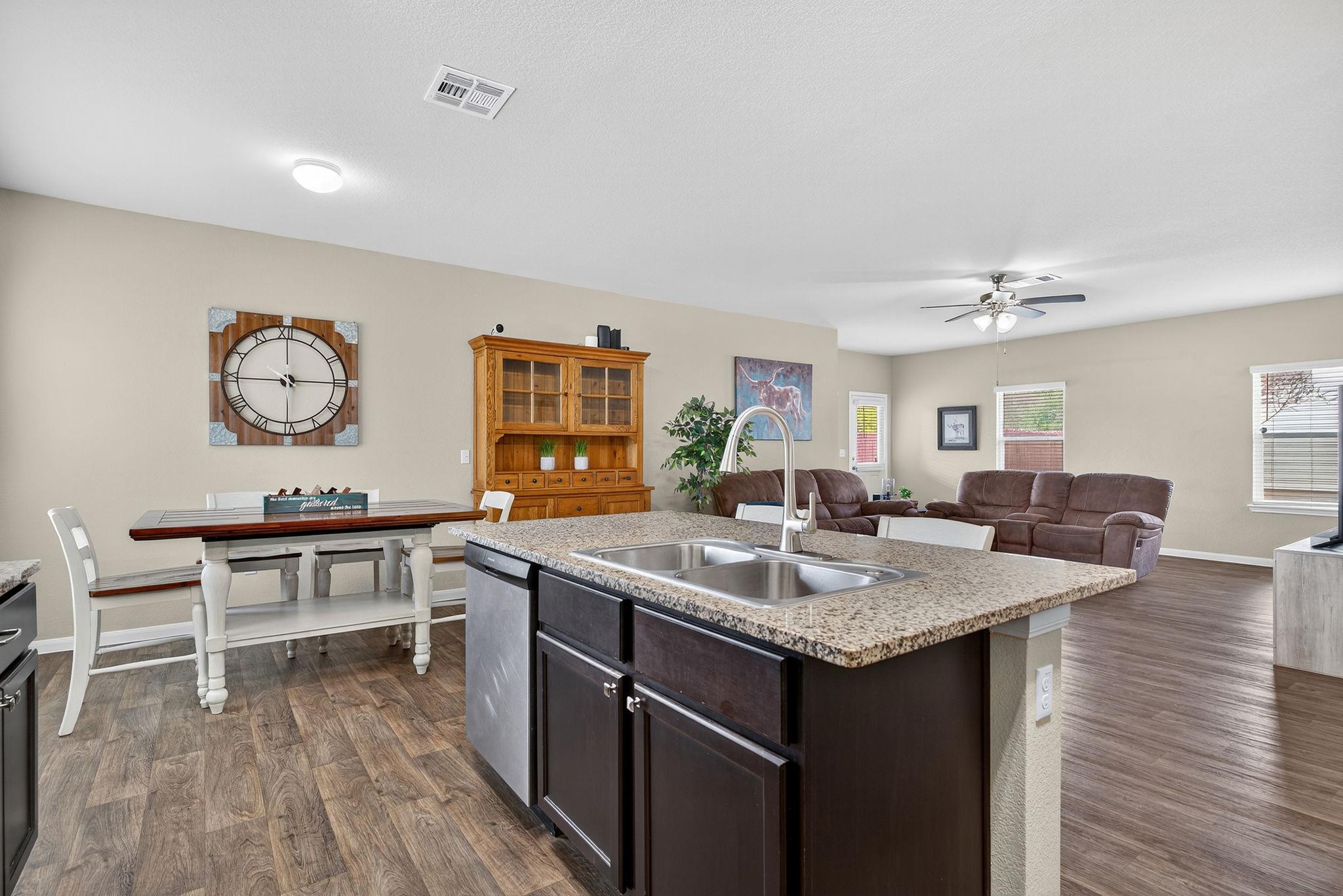 131 Coleto Creek Loop, Kyle, TX 78640