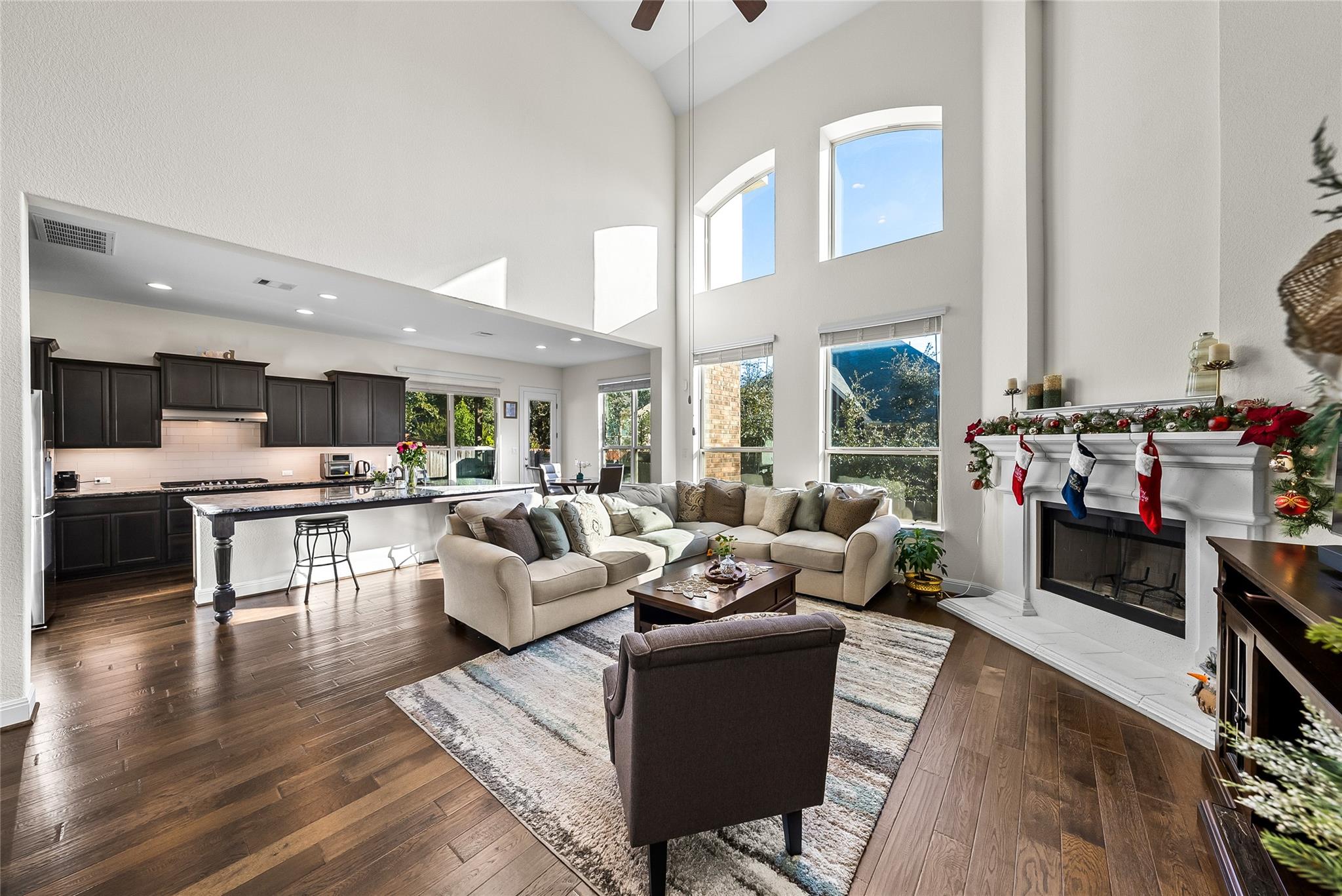 5221 Cedro Elm Dr, Austin, TX 78738