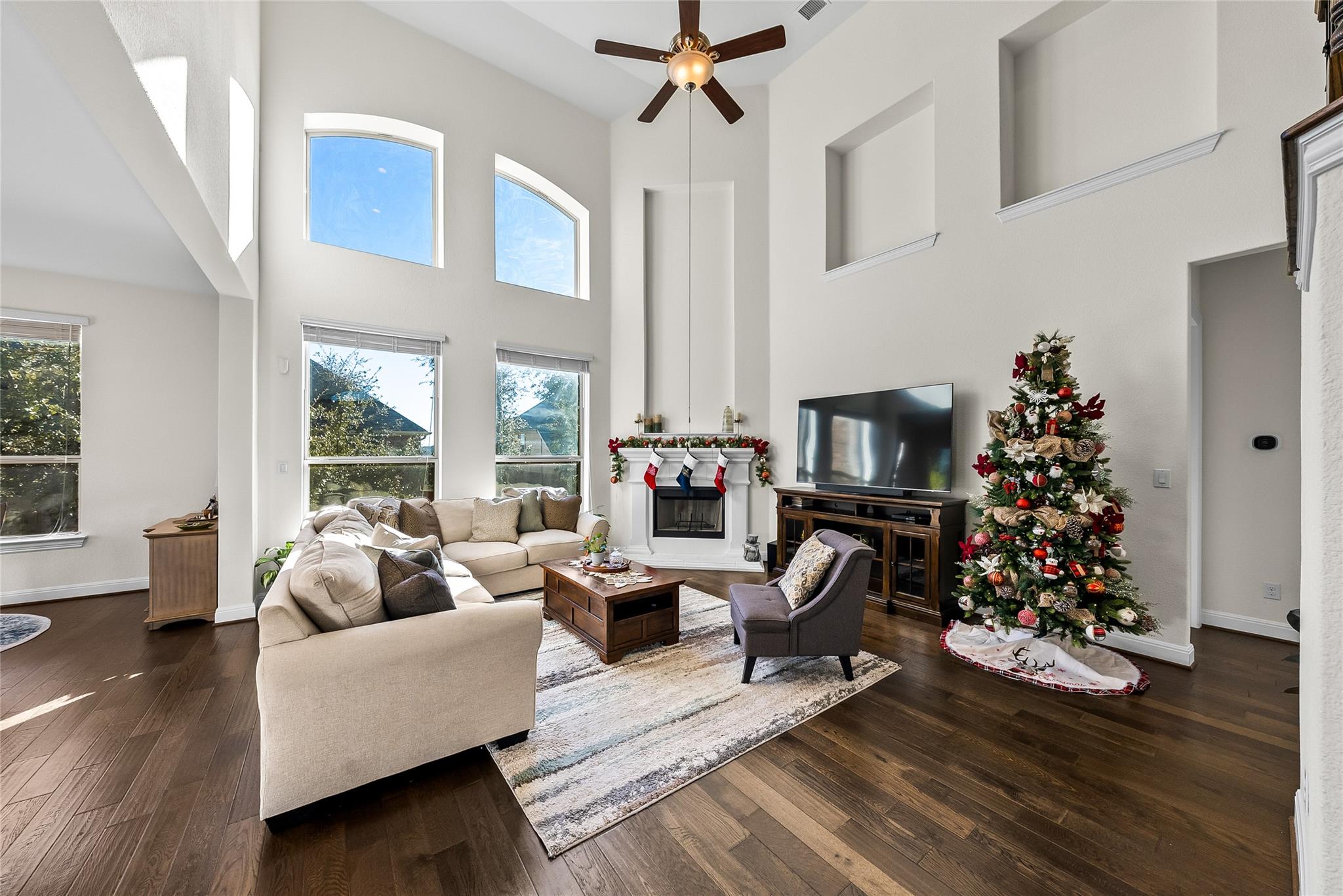 5221 Cedro Elm Dr, Austin, TX 78738