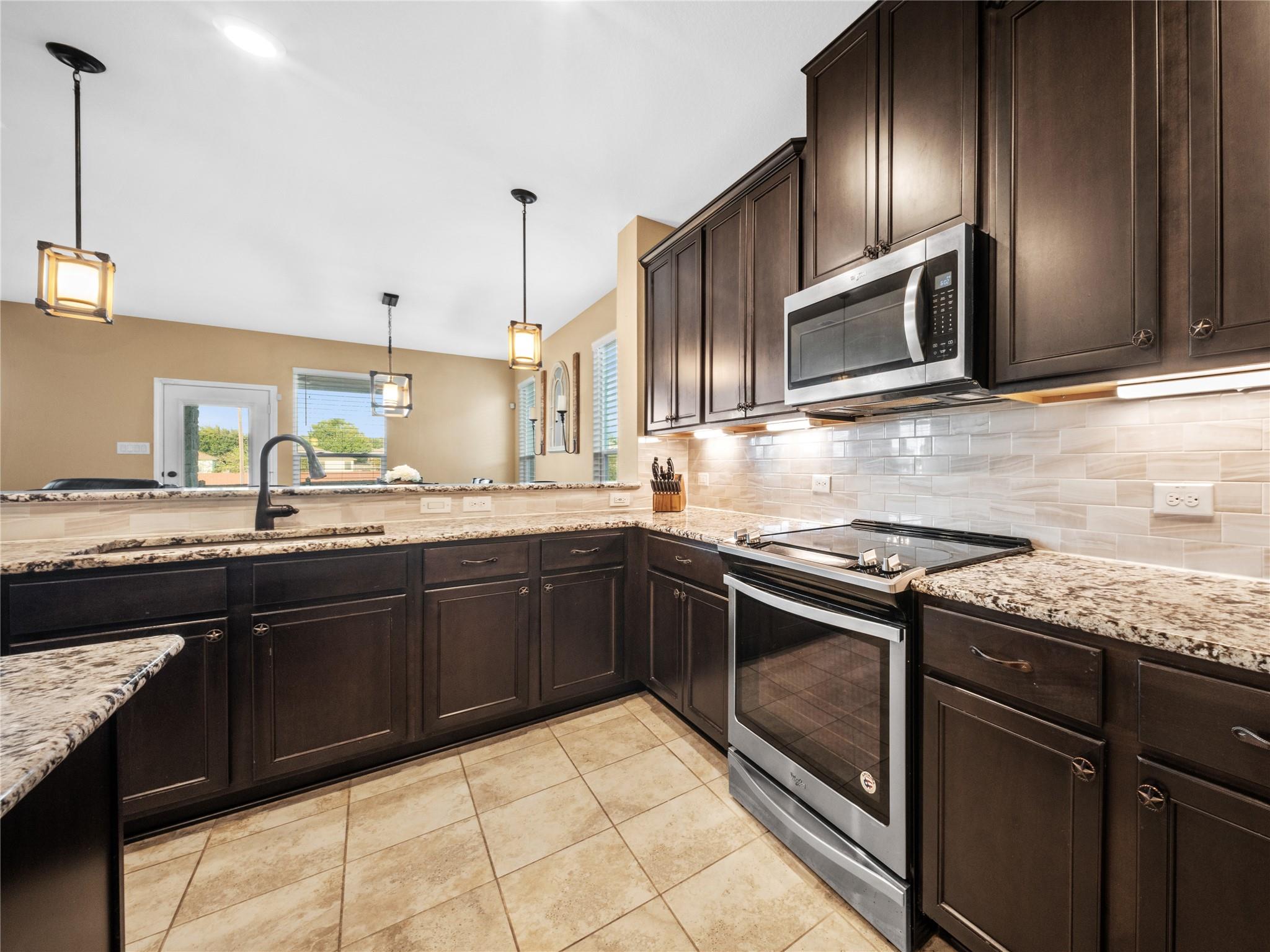 104 Rocroi Dr, Georgetown, TX 78626