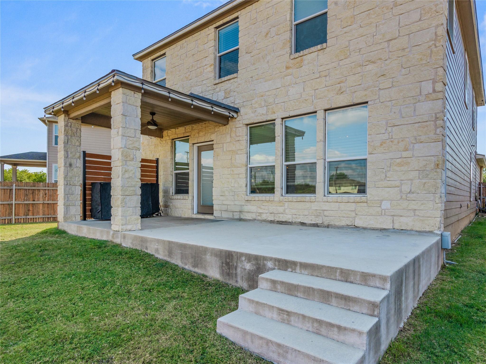 104 Rocroi Dr, Georgetown, TX 78626
