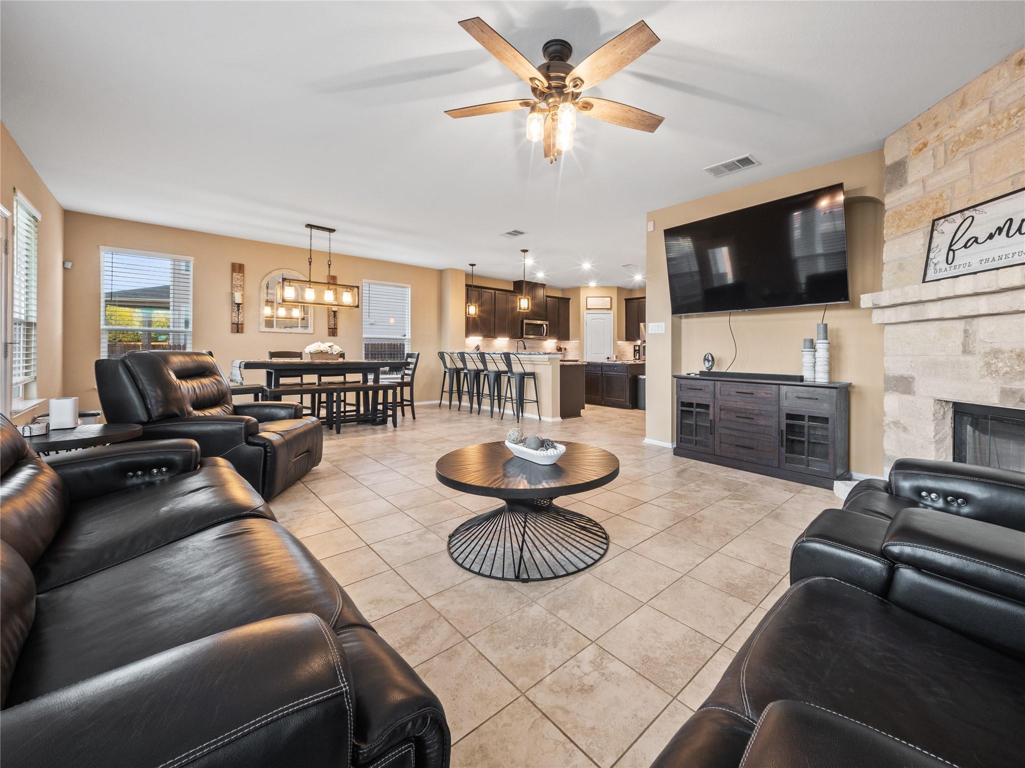 104 Rocroi Dr, Georgetown, TX 78626