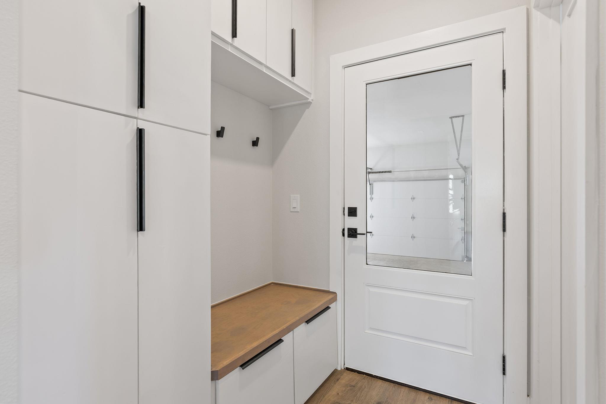 320 Kahana Ln, Bastrop, TX 78602