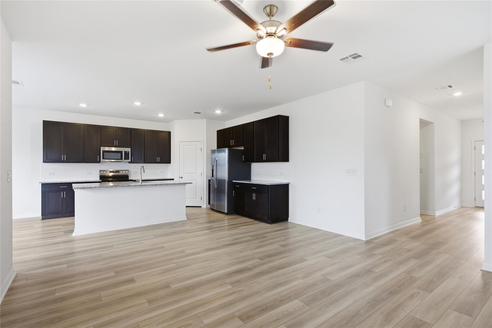 416 Breccia Trl, Liberty Hill, TX 78642