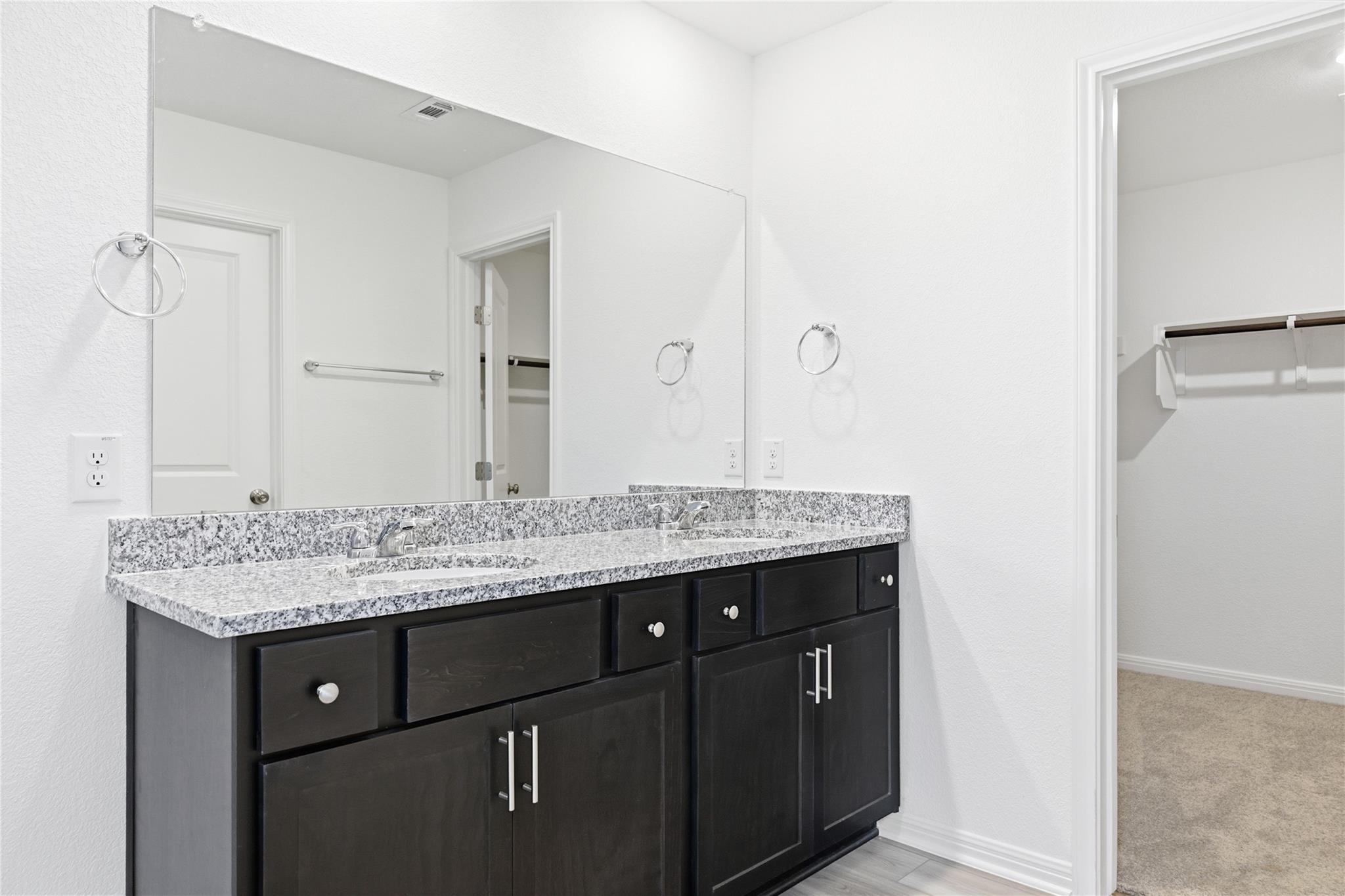 416 Breccia Trl, Liberty Hill, TX 78642