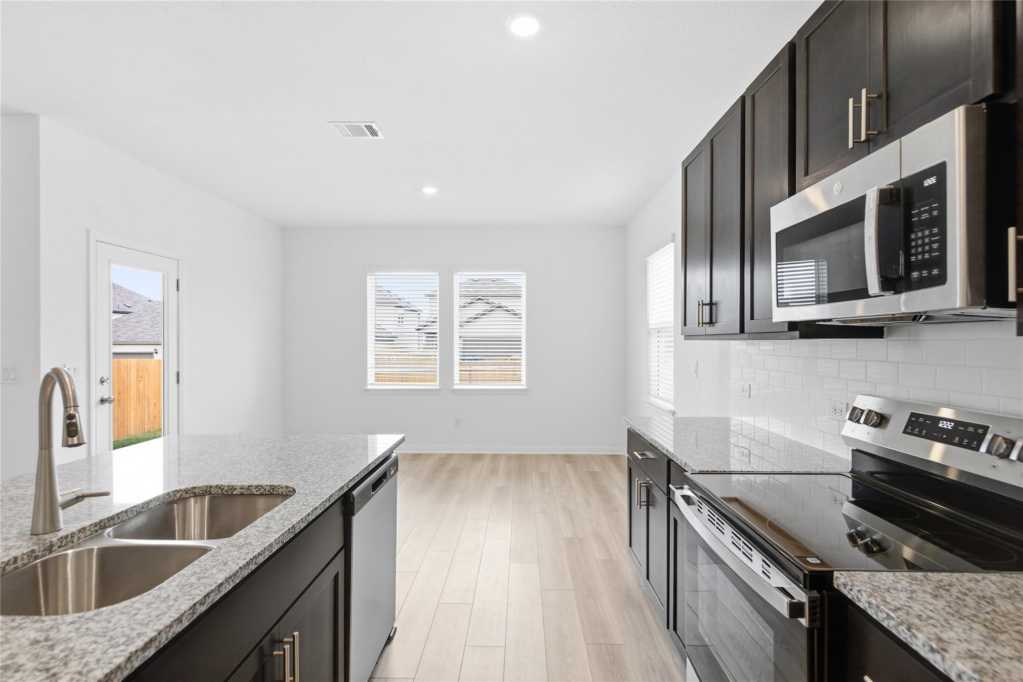 416 Breccia Trl, Liberty Hill, TX 78642