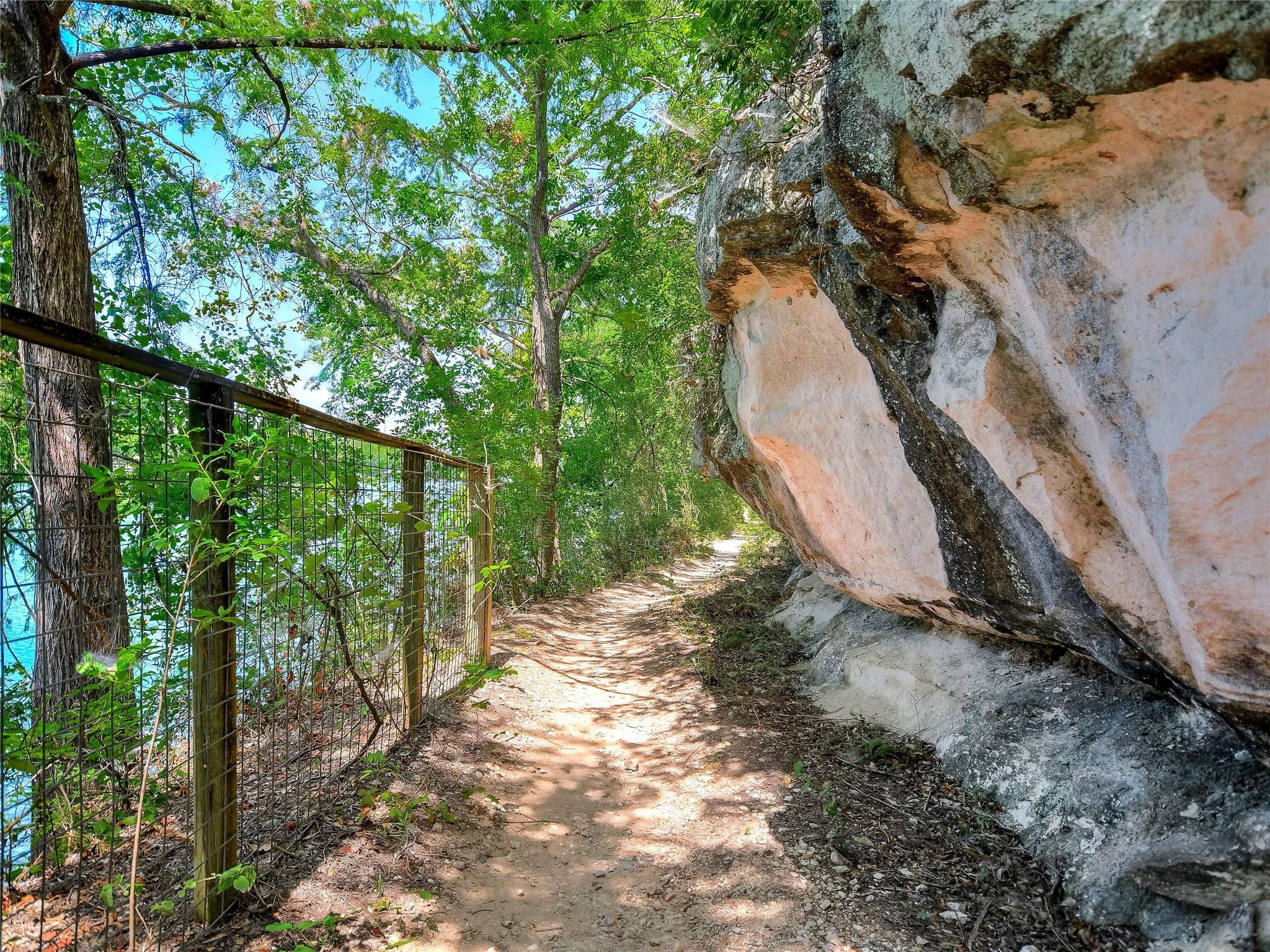 11524 Emerald Falls Dr, Austin, TX 78738