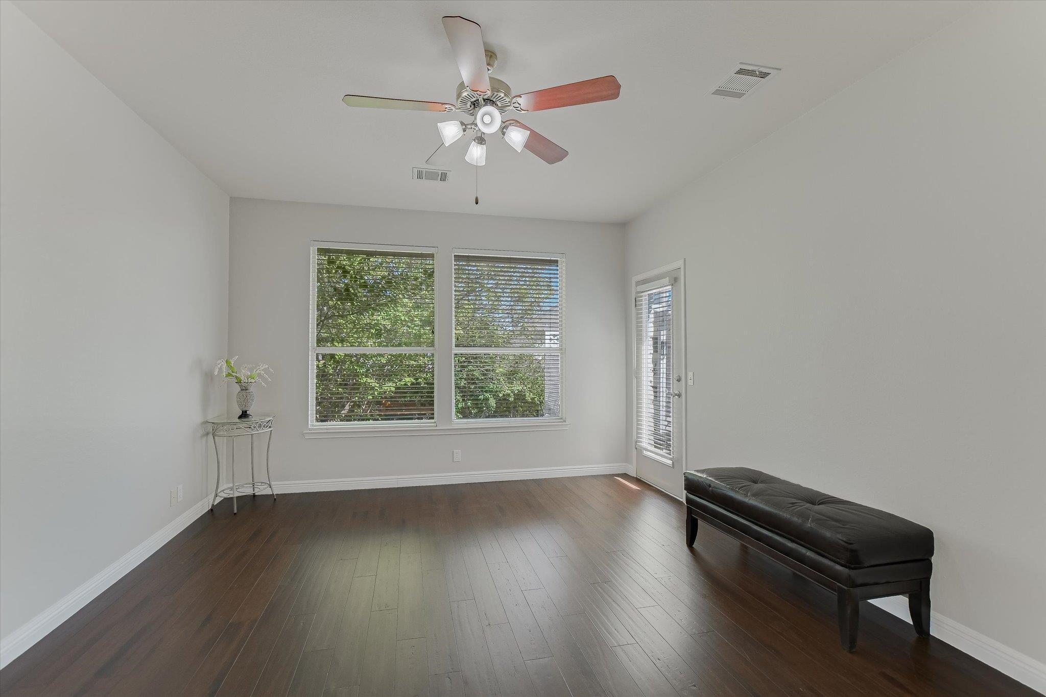 11524 Emerald Falls Dr, Austin, TX 78738