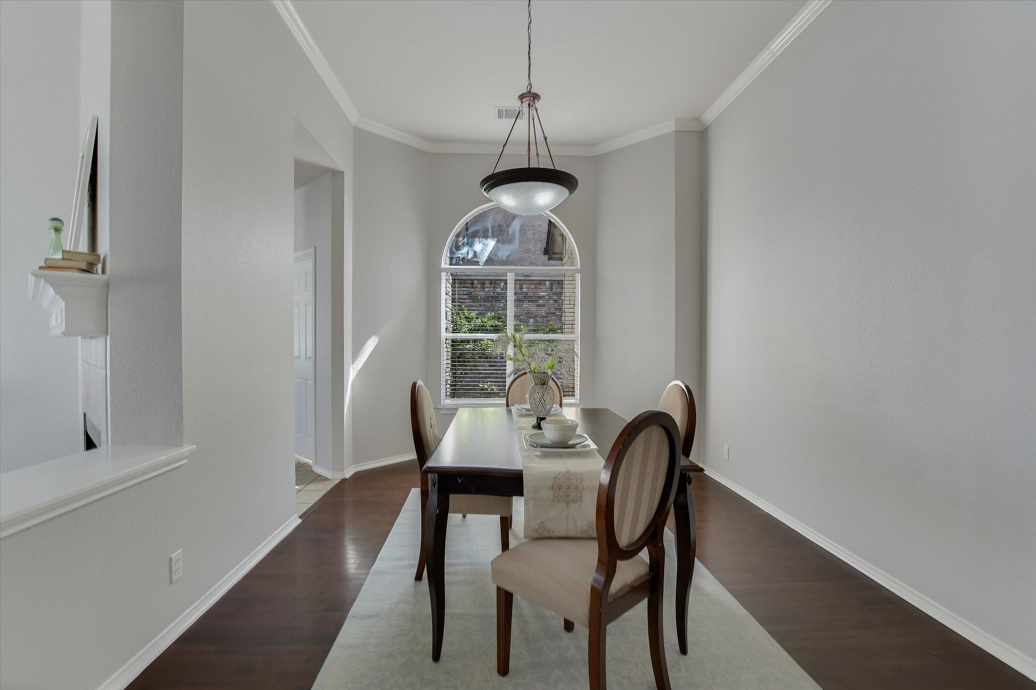 11524 Emerald Falls Dr, Austin, TX 78738