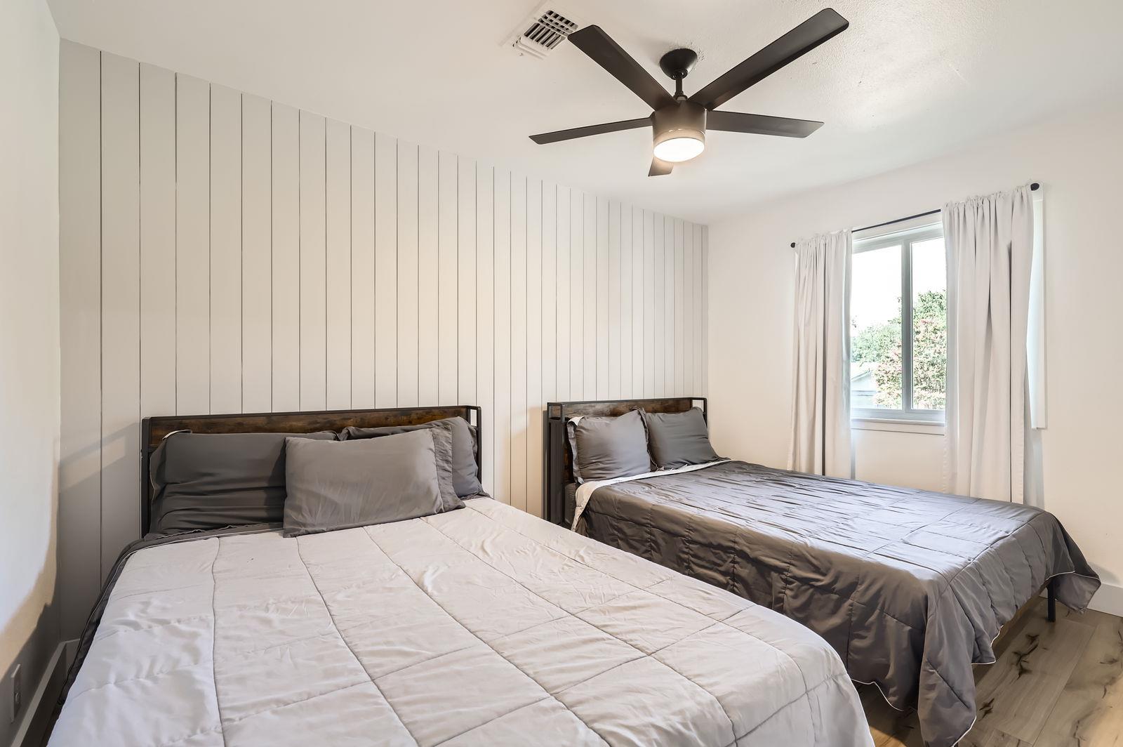 5236 Meadow Creek Dr, Austin, TX 78745