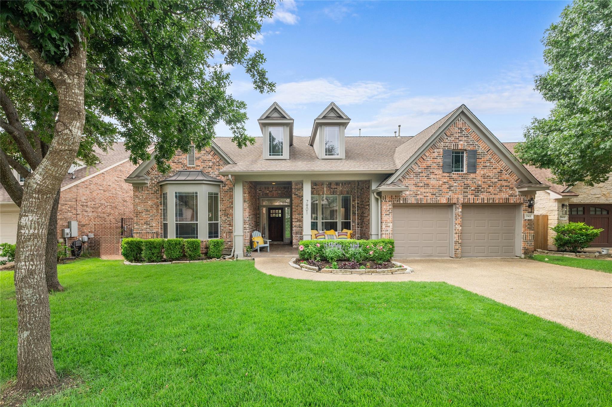 7901 Adelaide Dr, Austin, TX 78739