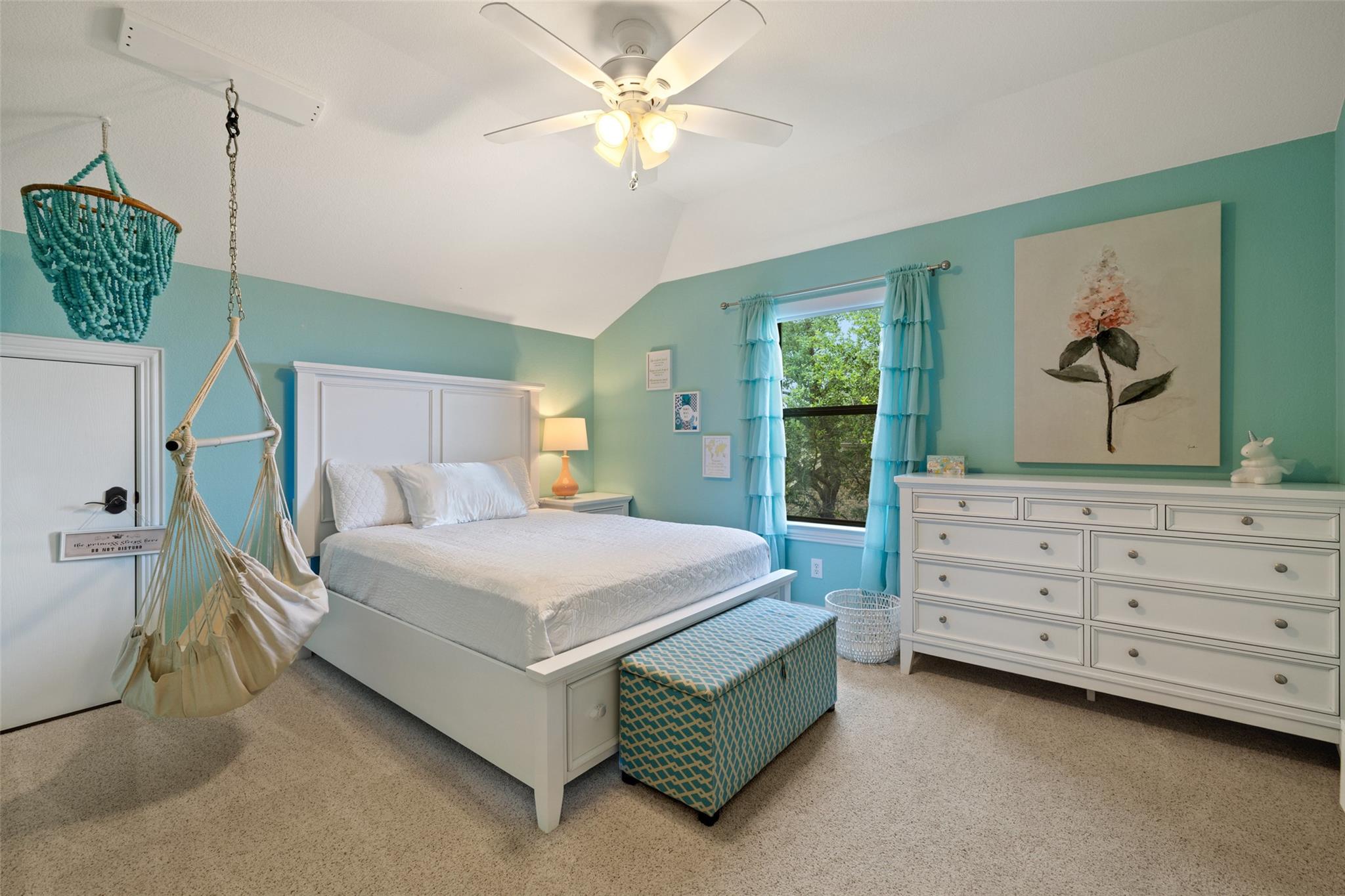 201 Aria Dr, Lakeway, TX 78738