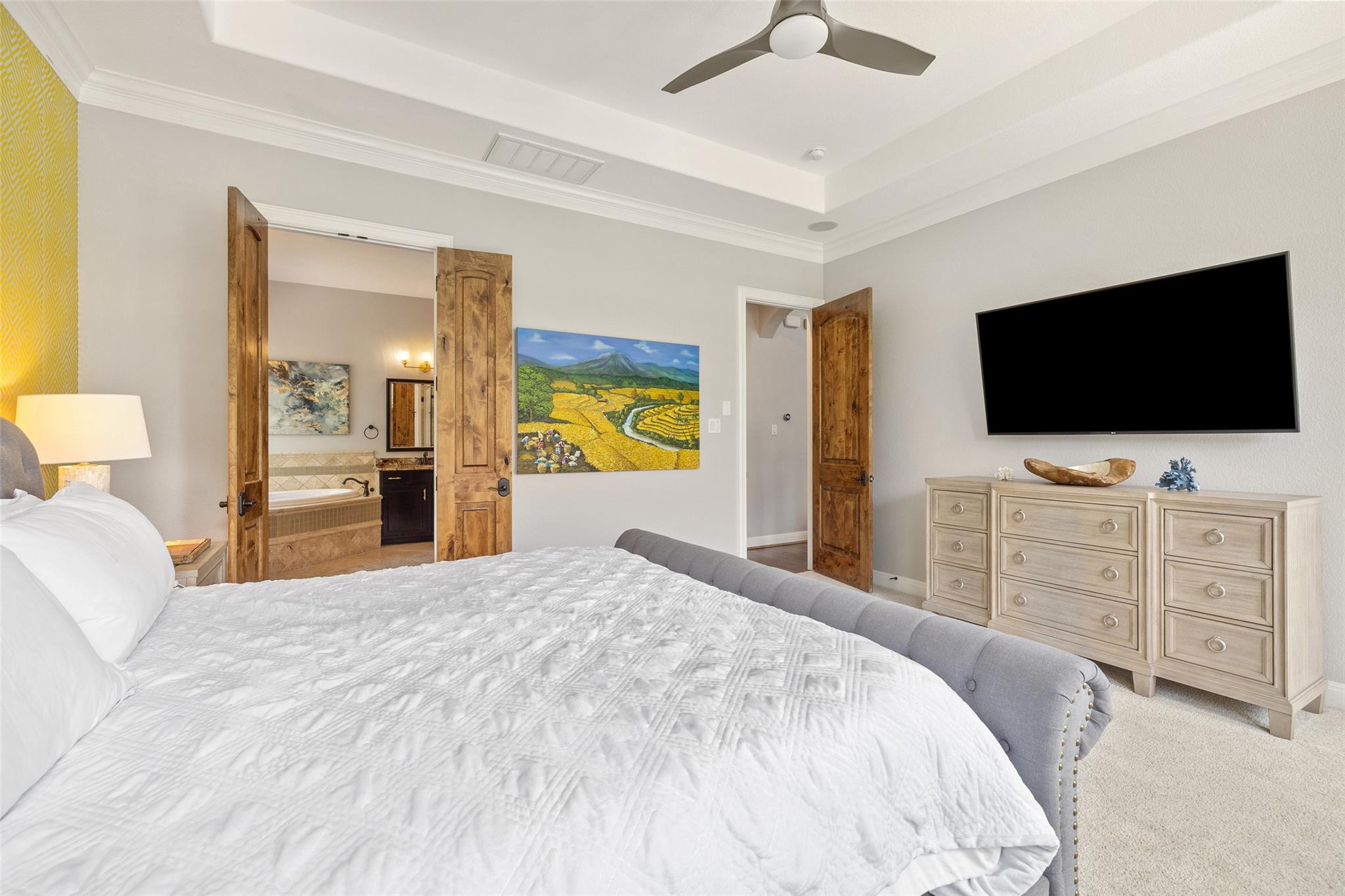 201 Aria Dr, Lakeway, TX 78738