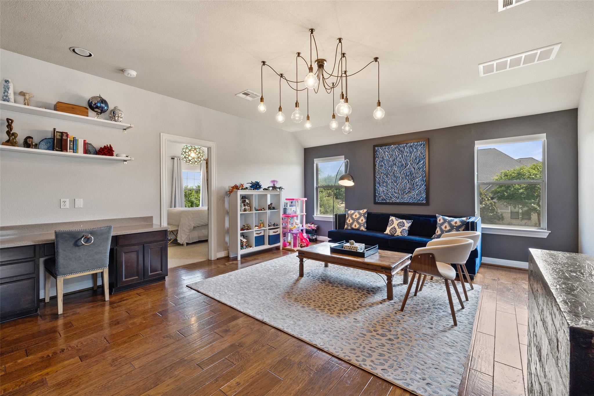 201 Aria Dr, Lakeway, TX 78738