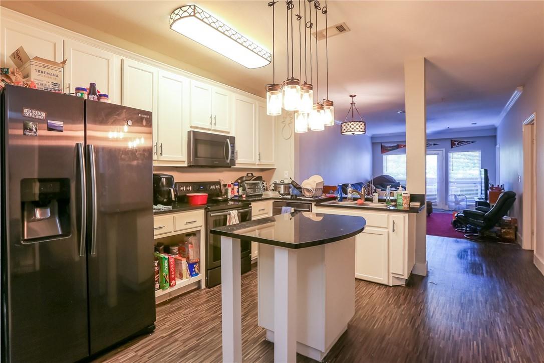 910 W 25th St # 205, Austin, TX 78705