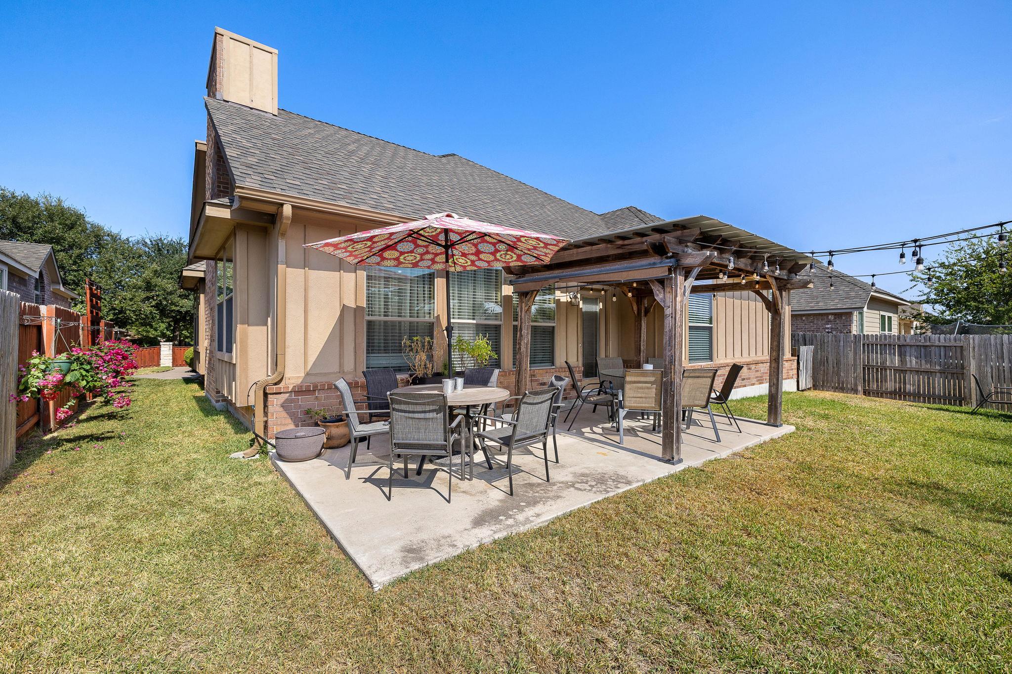 2494 Santa Barbara Loop, Round Rock, TX 78665