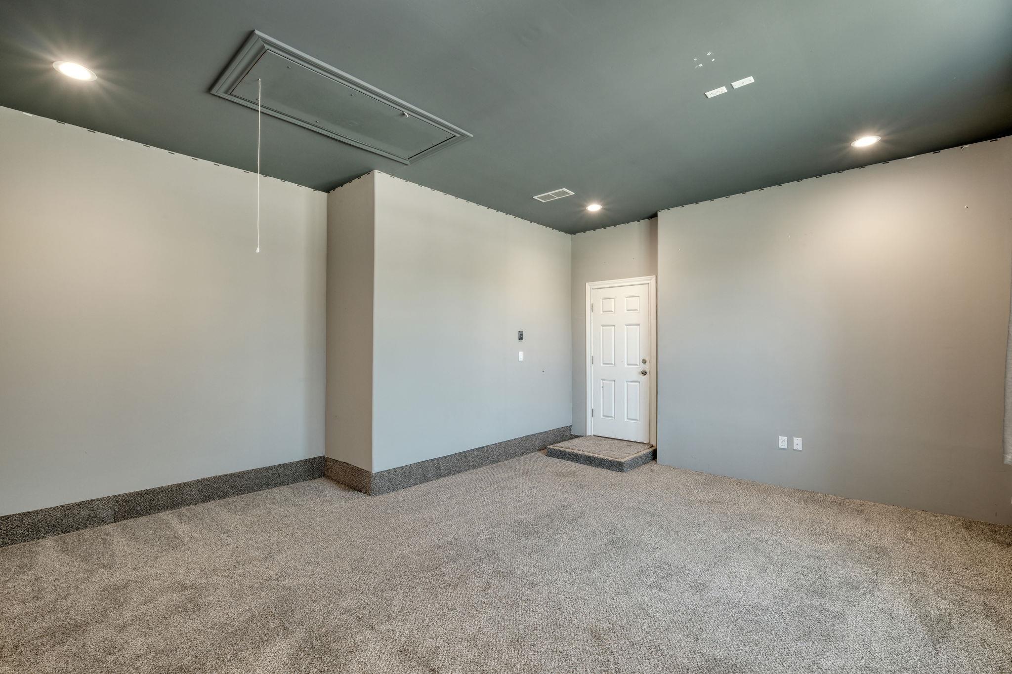 5000 Savio Dr, Round Rock, TX 78665