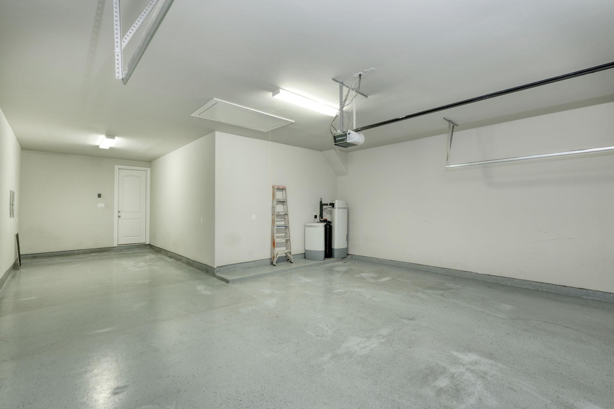 5000 Savio Dr, Round Rock, TX 78665