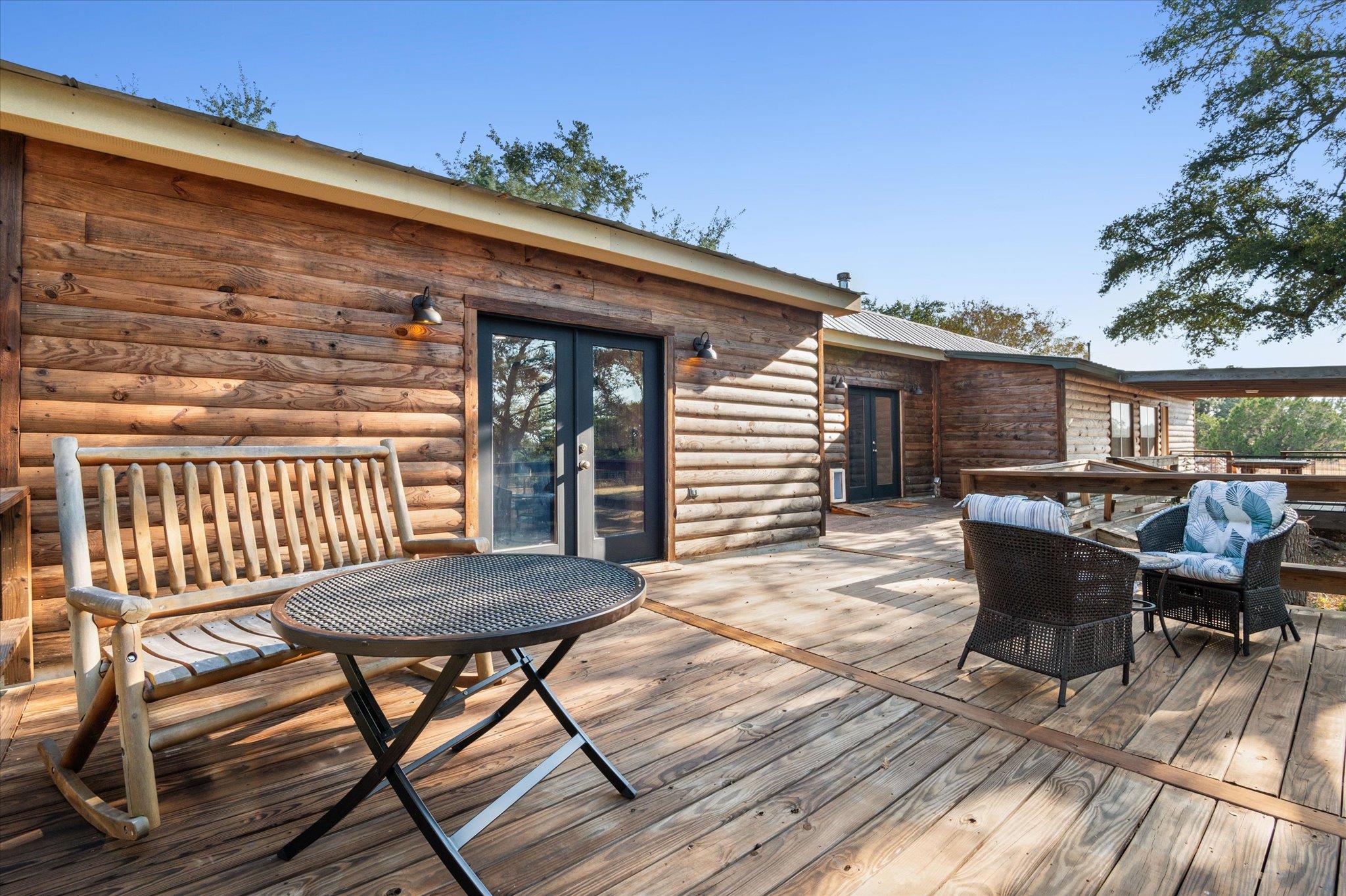 215 Go Away Rd, Blanco, TX 78606