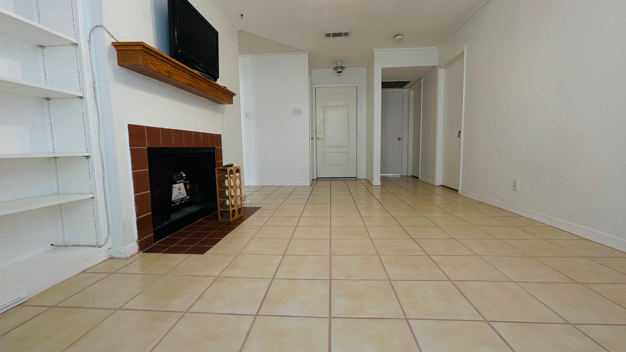 1510 W North Loop Blvd # 822, Austin, TX 78756