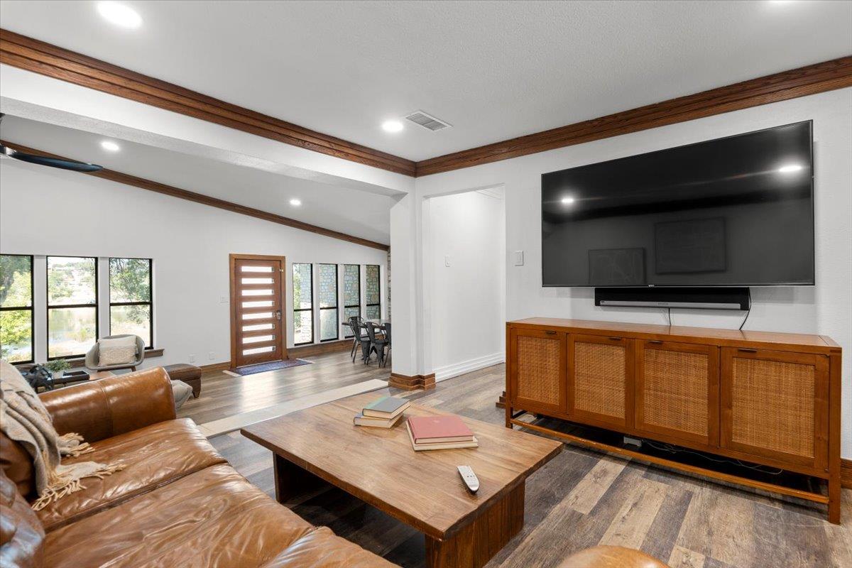 119 Vicinity Trl, Spicewood, TX 78669