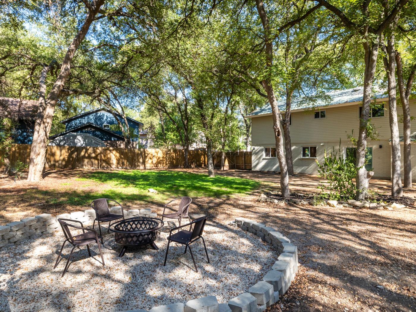 2503 Castledale Dr, Austin, TX 78748