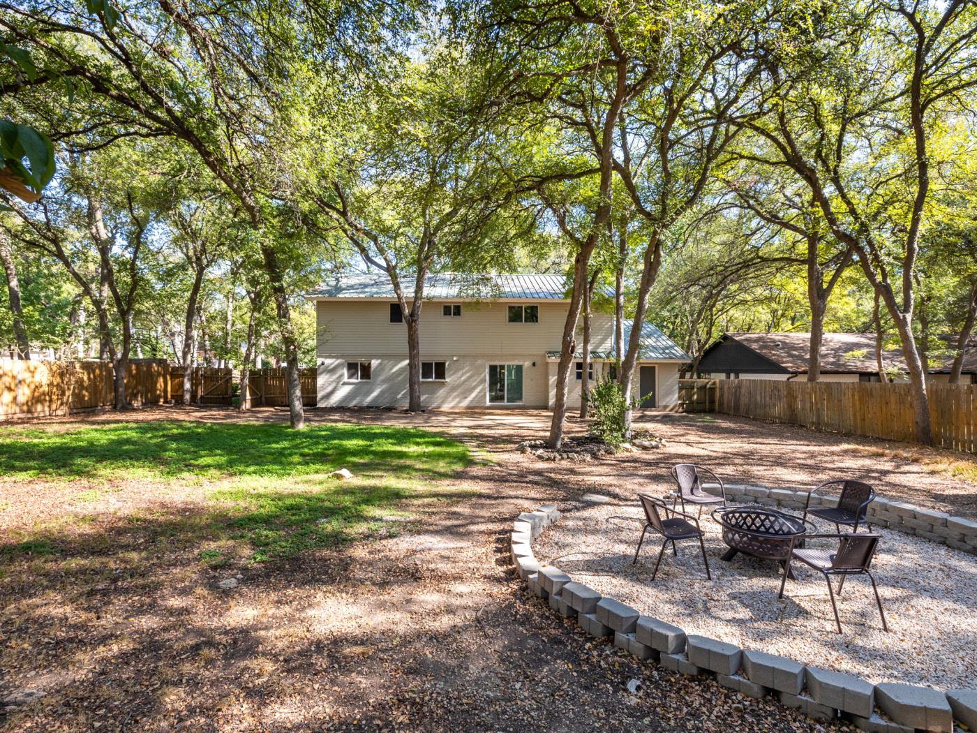 2503 Castledale Dr, Austin, TX 78748