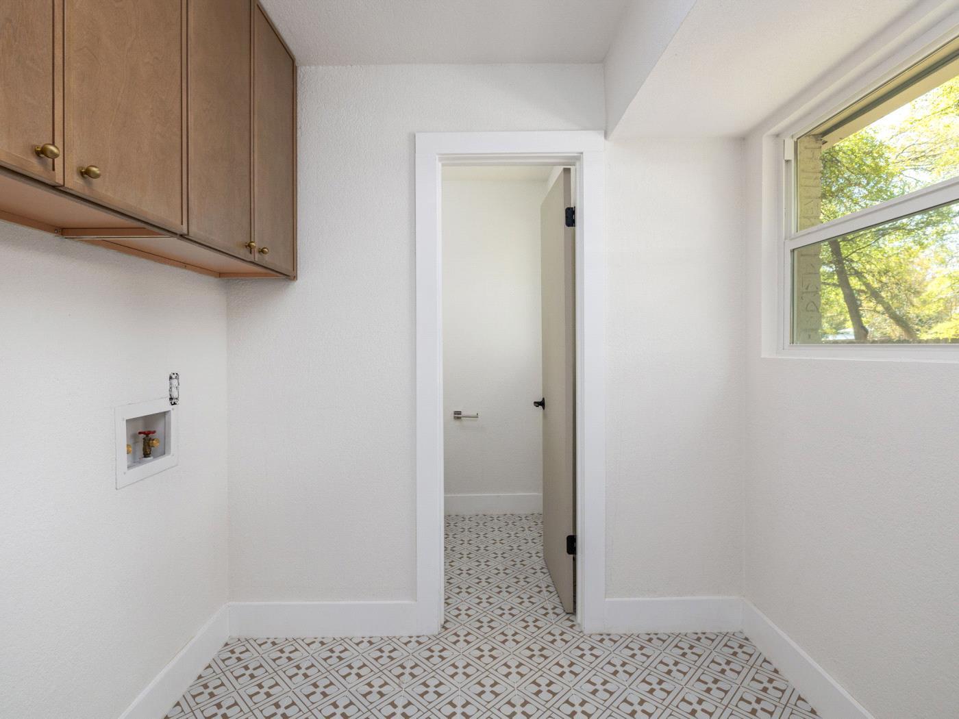 2503 Castledale Dr, Austin, TX 78748