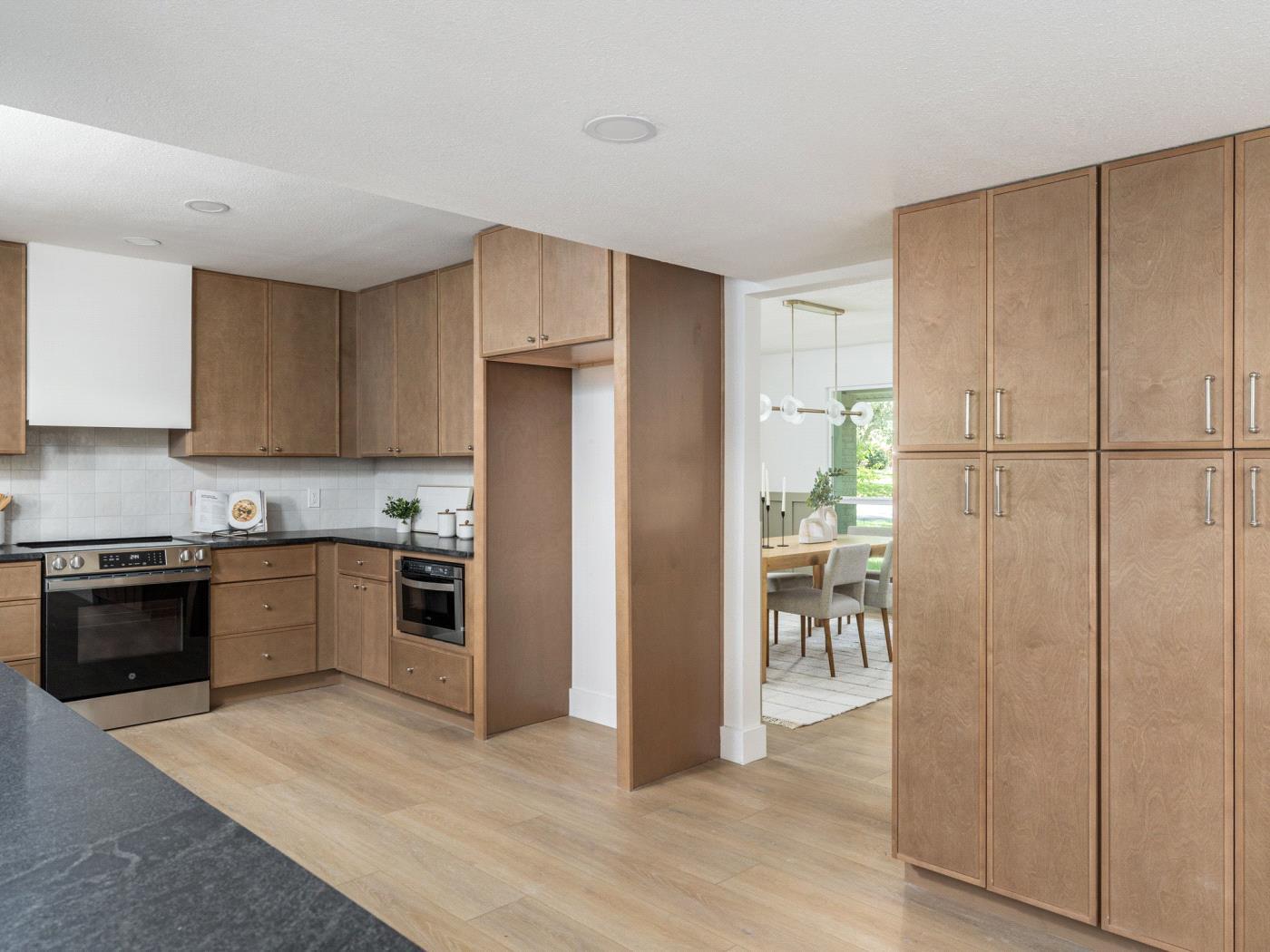 2503 Castledale Dr, Austin, TX 78748