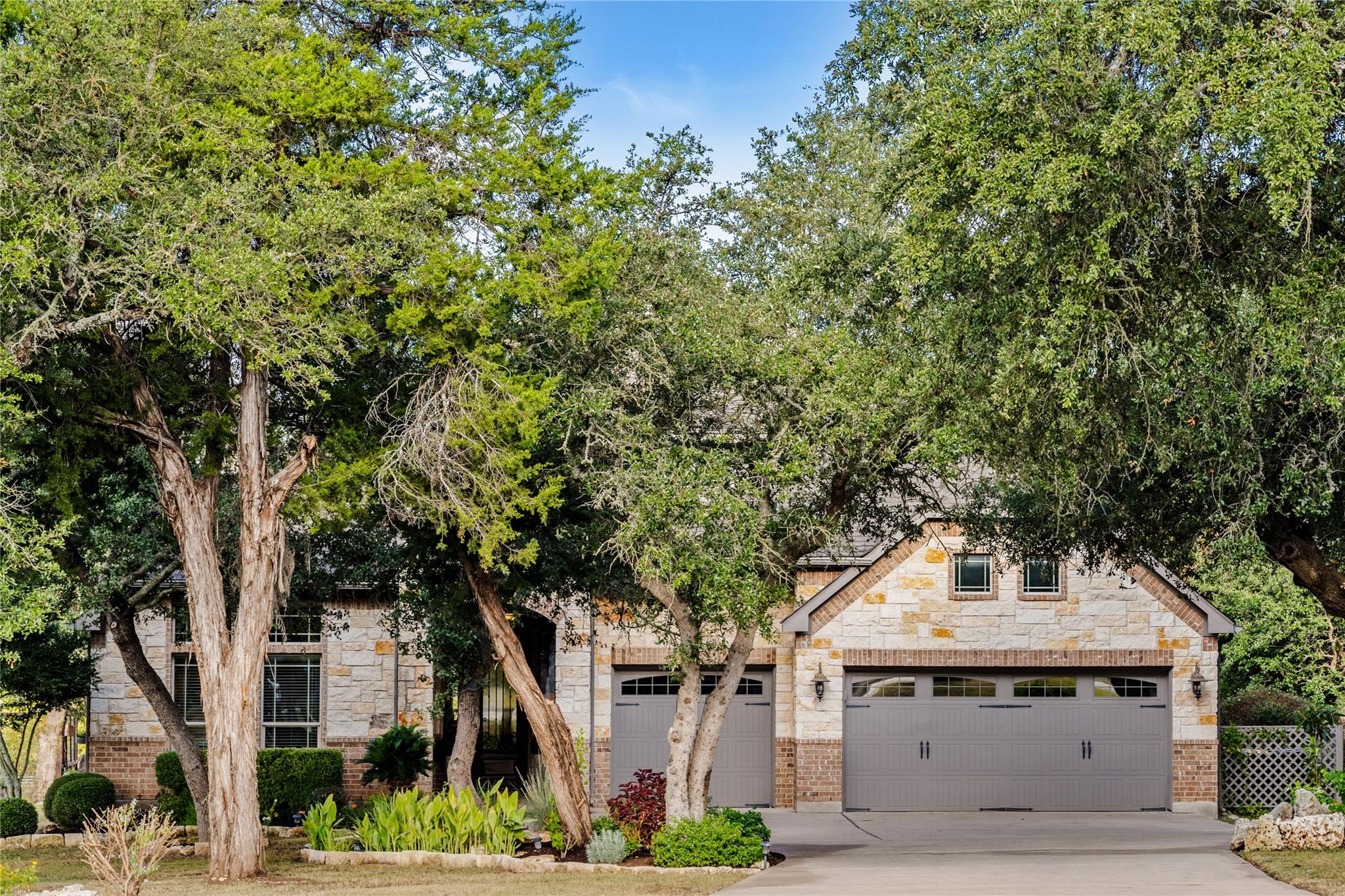 1122 Flint Rock Loop, Driftwood, TX 78619
