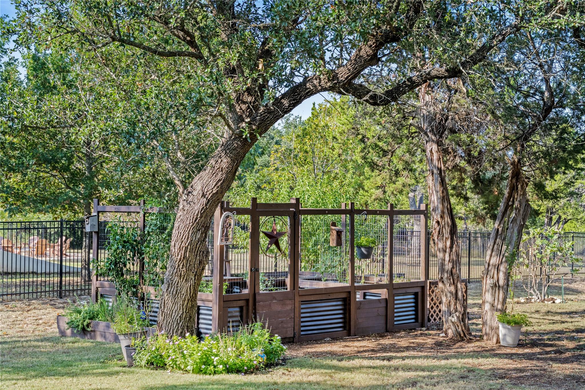 1122 Flint Rock Loop, Driftwood, TX 78619