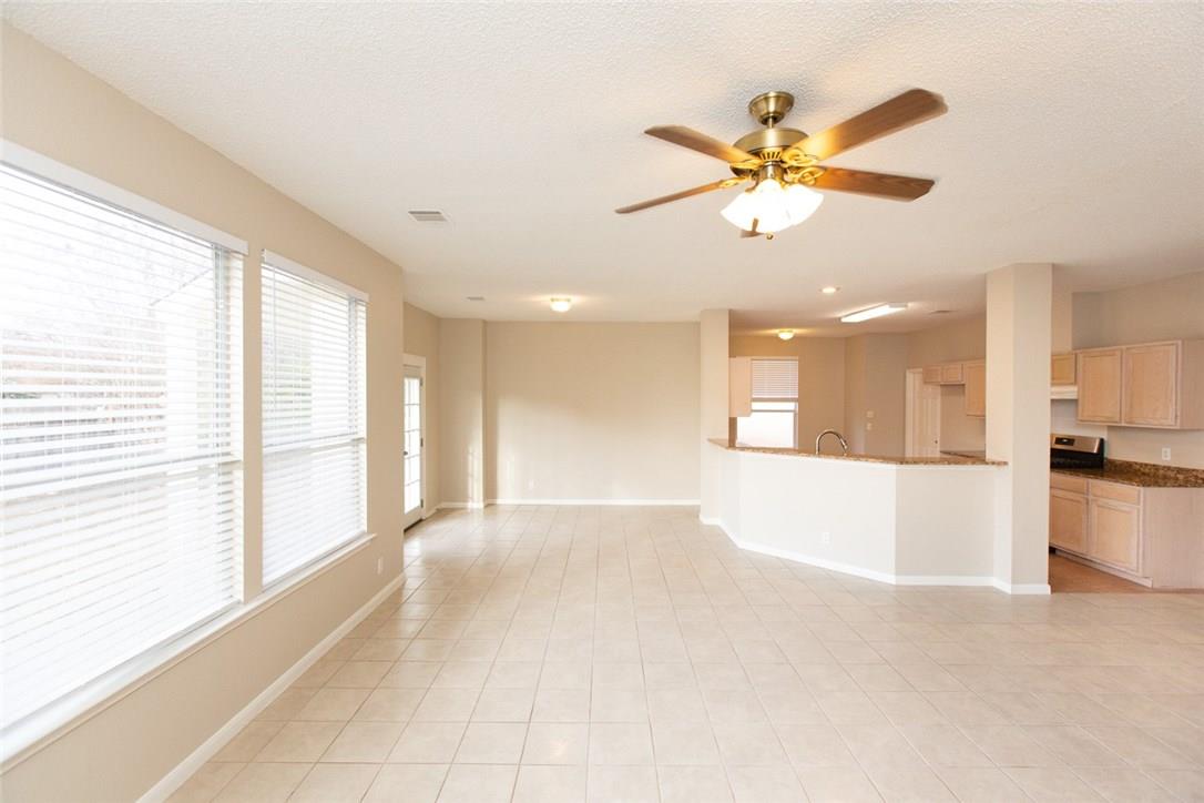 1628 War Horse Ln, Round Rock, TX 78664