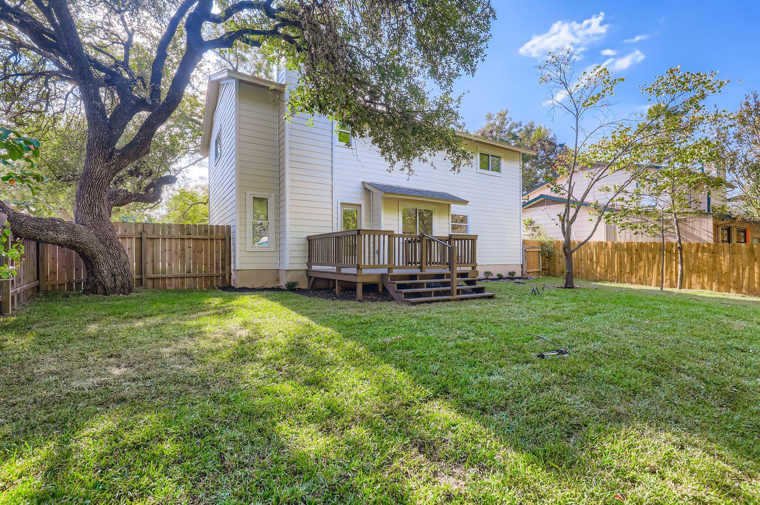 8011 Scotland Yard, Austin, TX 78759