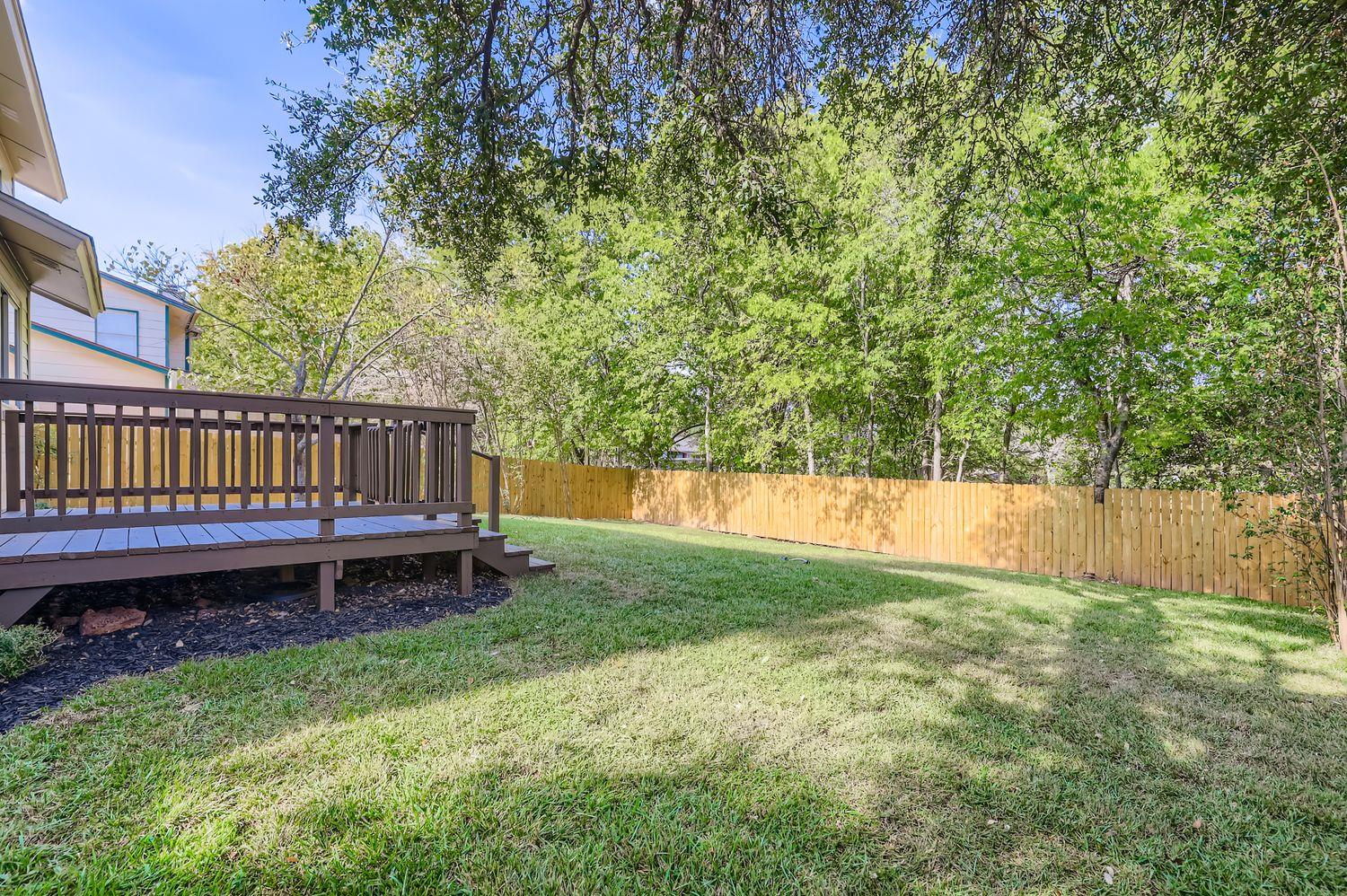 8011 Scotland Yard, Austin, TX 78759