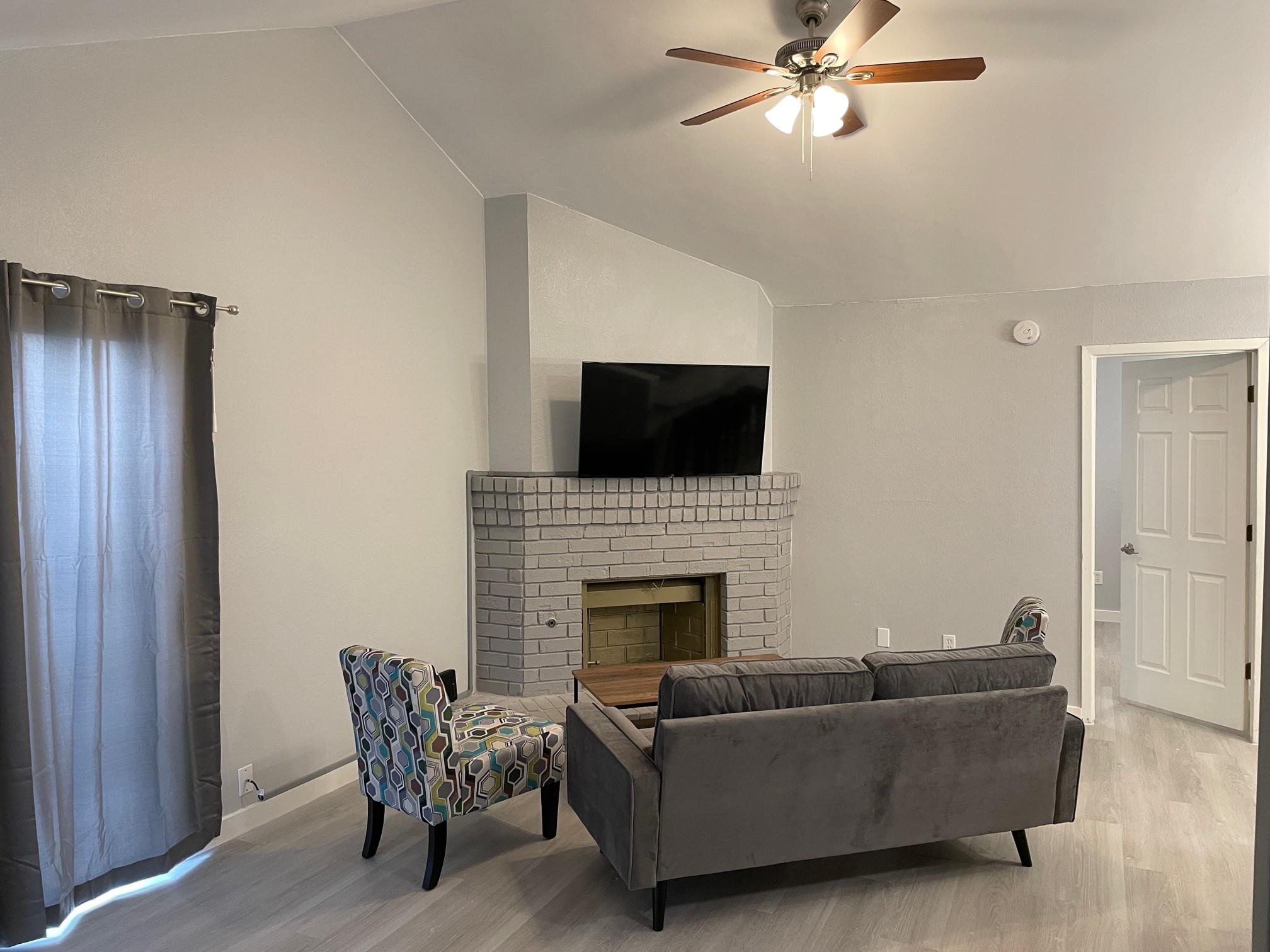 12200 Thompkins Dr # A, Austin, TX 78753