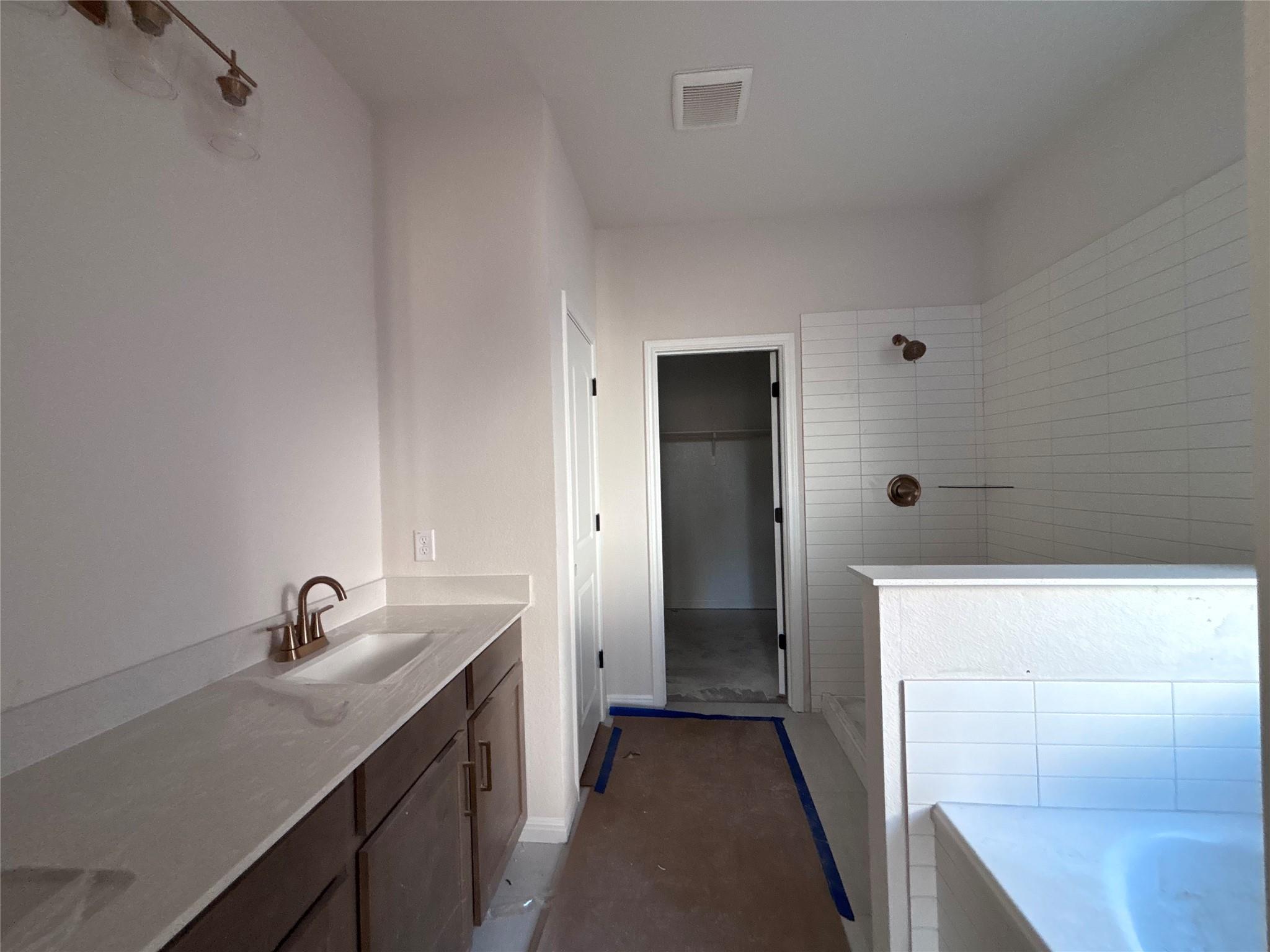 147 Coleto Trl, Bastrop, TX 78602