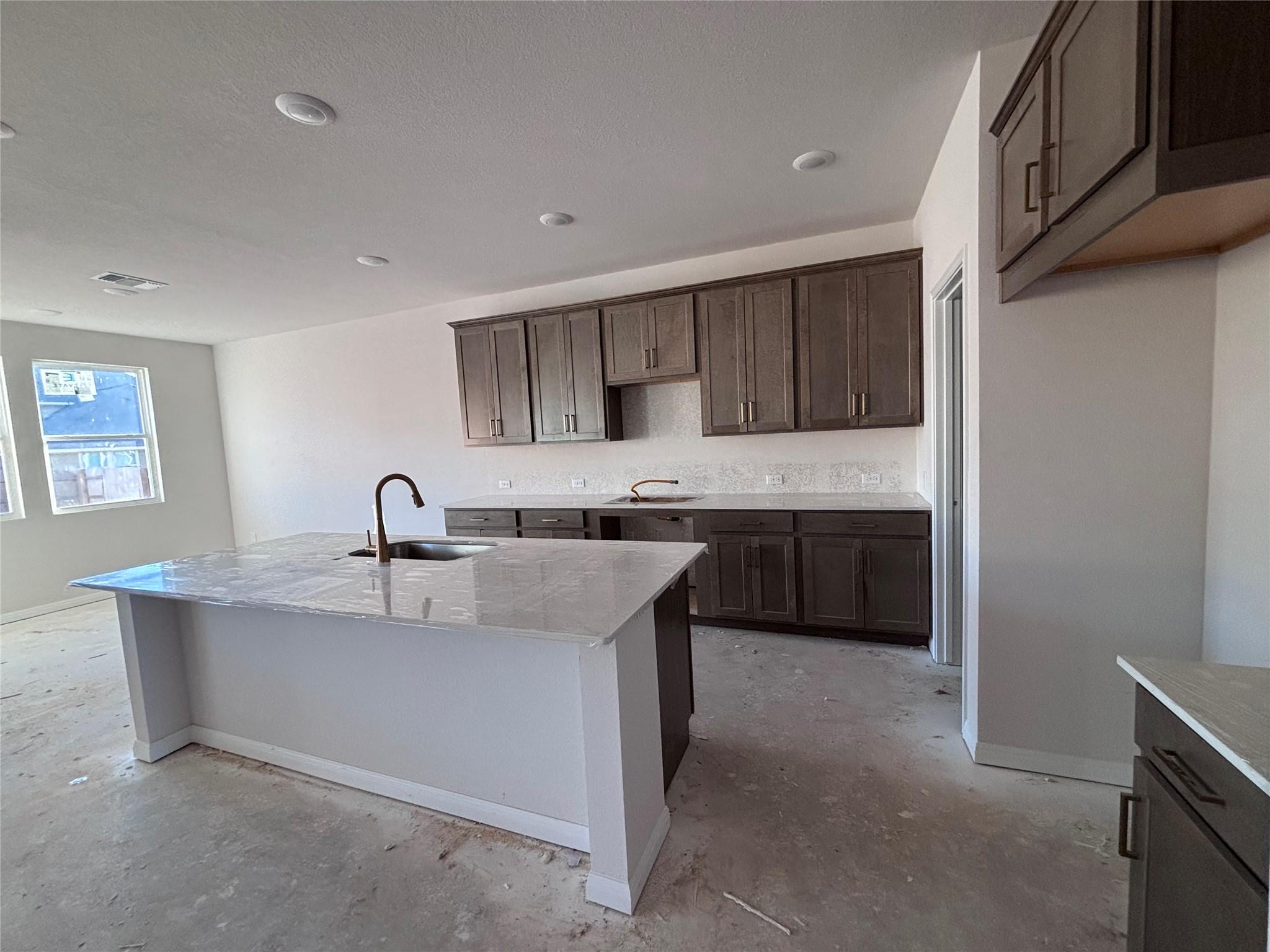 147 Coleto Trl, Bastrop, TX 78602