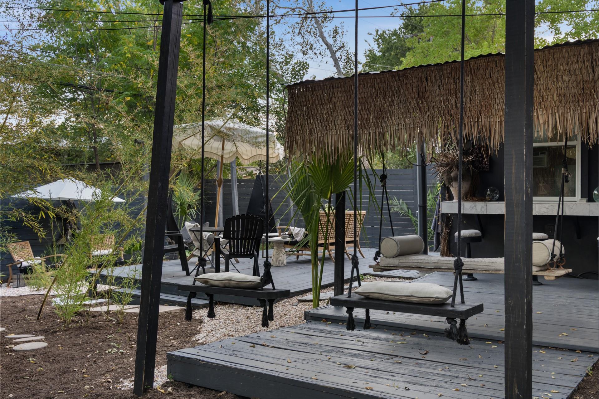 5205 Creekline Dr, Austin, TX 78745