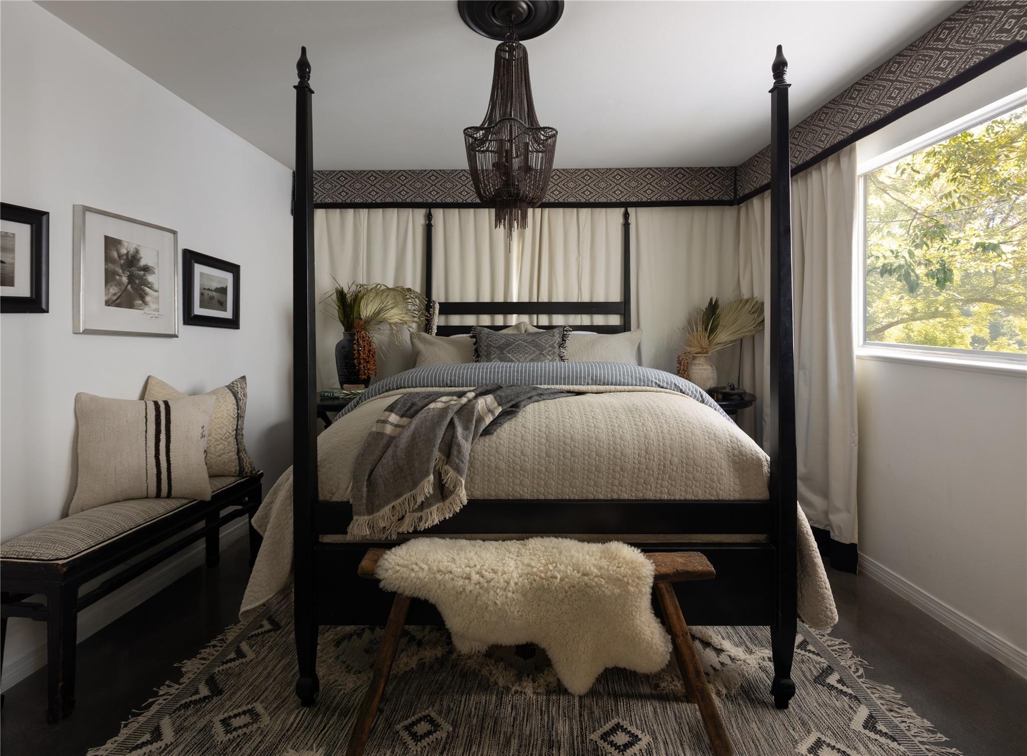 5205 Creekline Dr, Austin, TX 78745