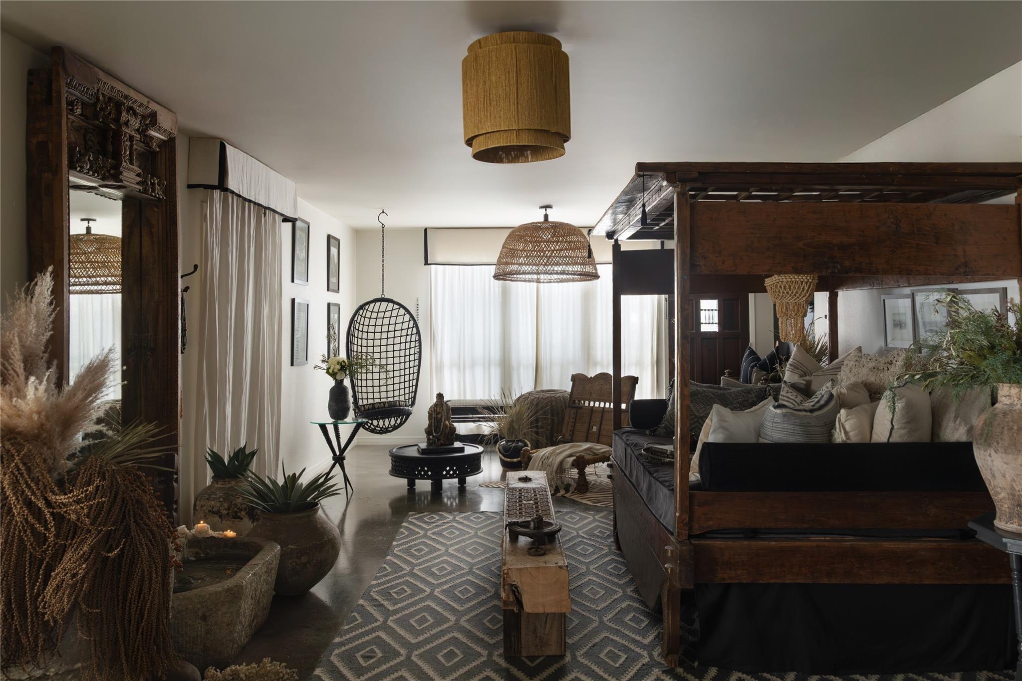 5205 Creekline Dr, Austin, TX 78745