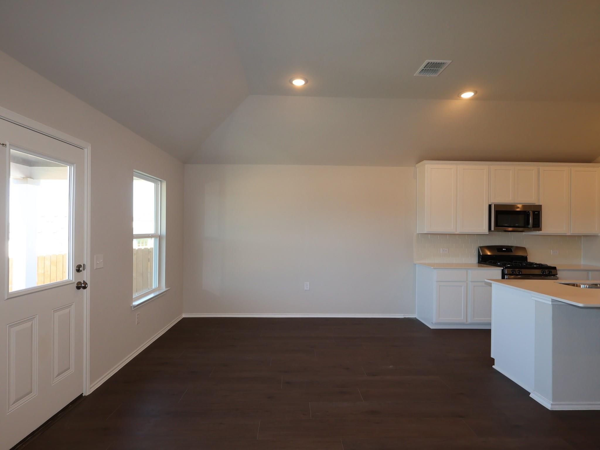 9200 Corvallis Dr, Austin, TX 78747