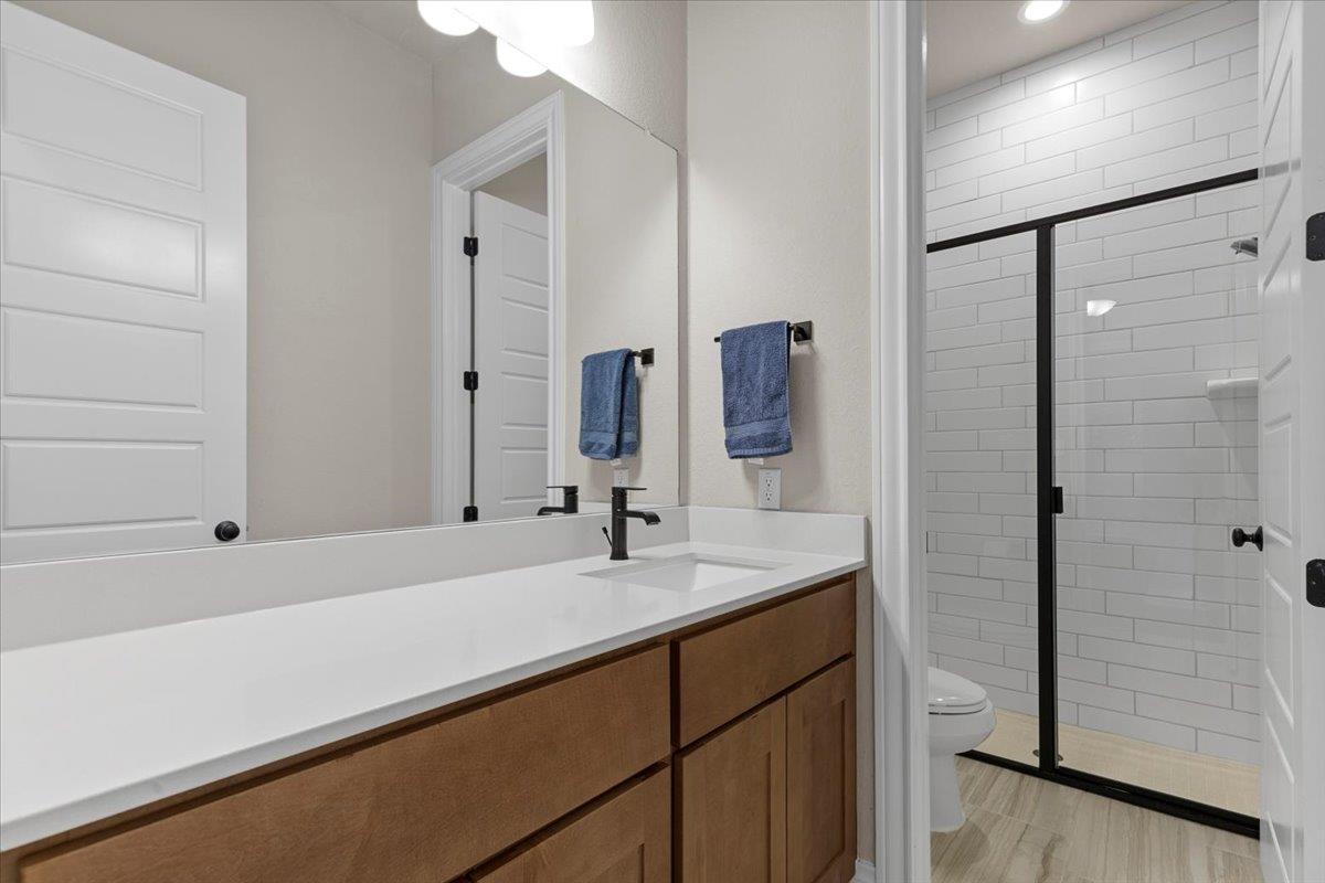 145 Gaston Dr, Bastrop, TX 78602