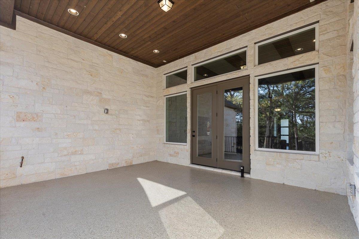 145 Gaston Dr, Bastrop, TX 78602