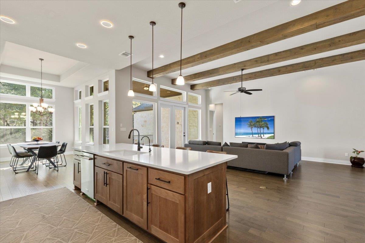 145 Gaston Dr, Bastrop, TX 78602