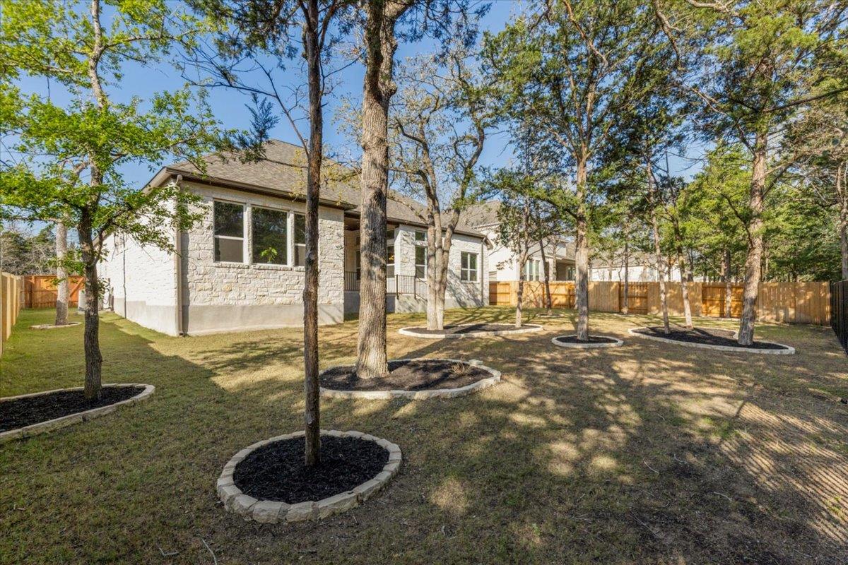 145 Gaston Dr, Bastrop, TX 78602