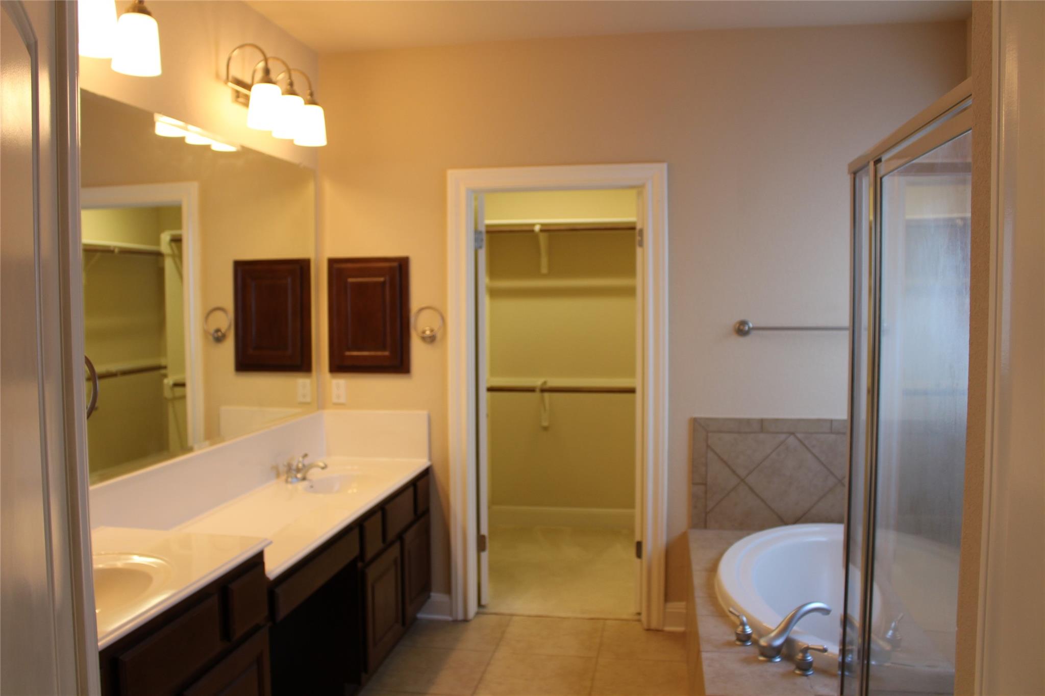 7617 Menler Dr, Austin, TX 78735