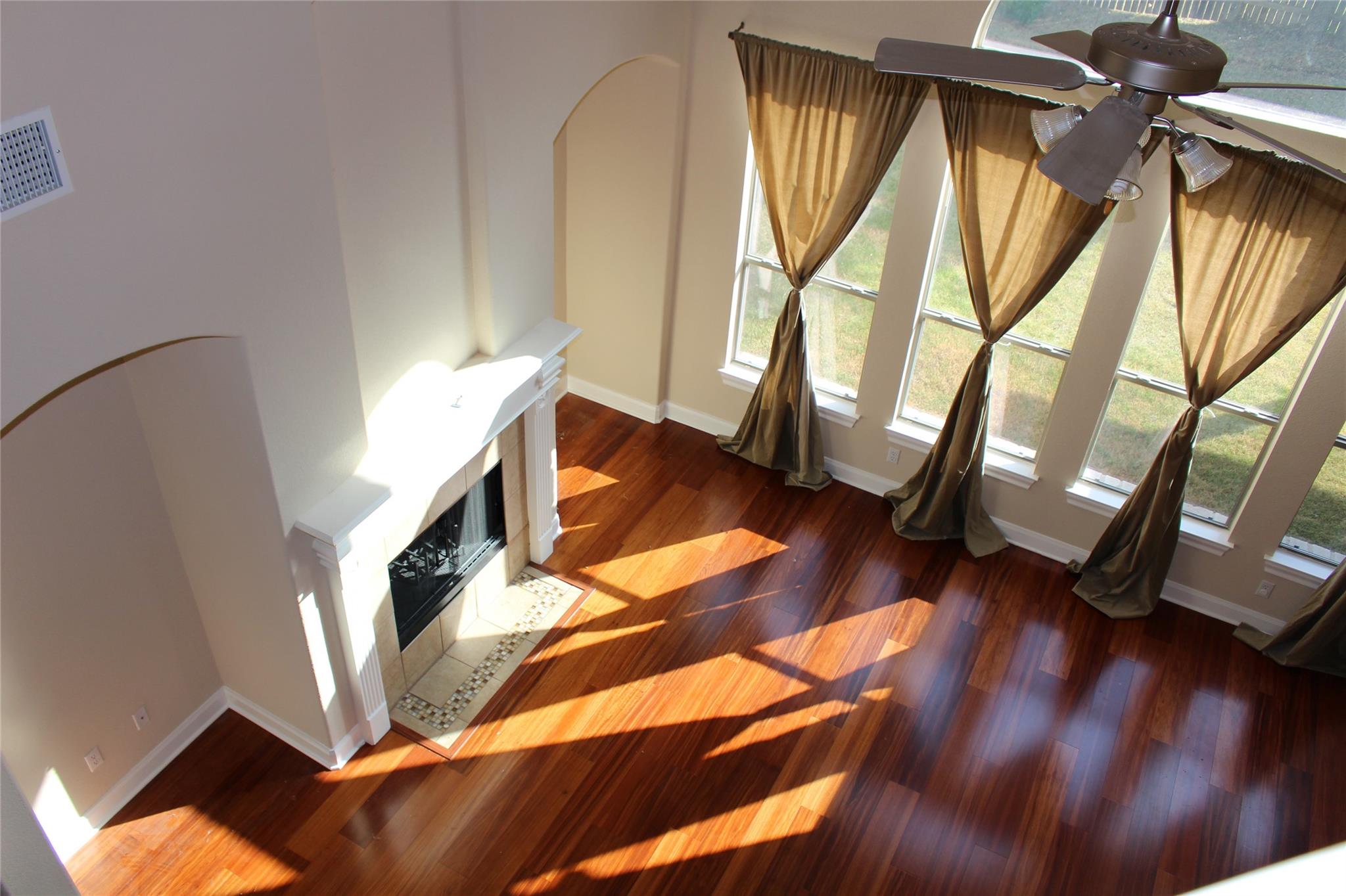 7617 Menler Dr, Austin, TX 78735