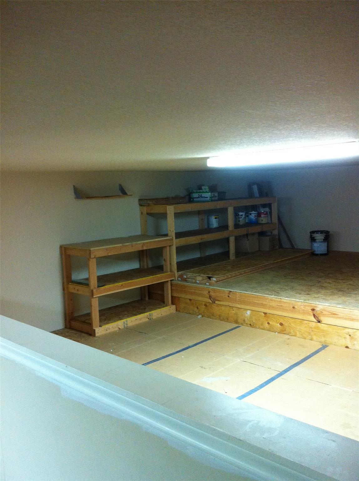 7617 Menler Dr, Austin, TX 78735